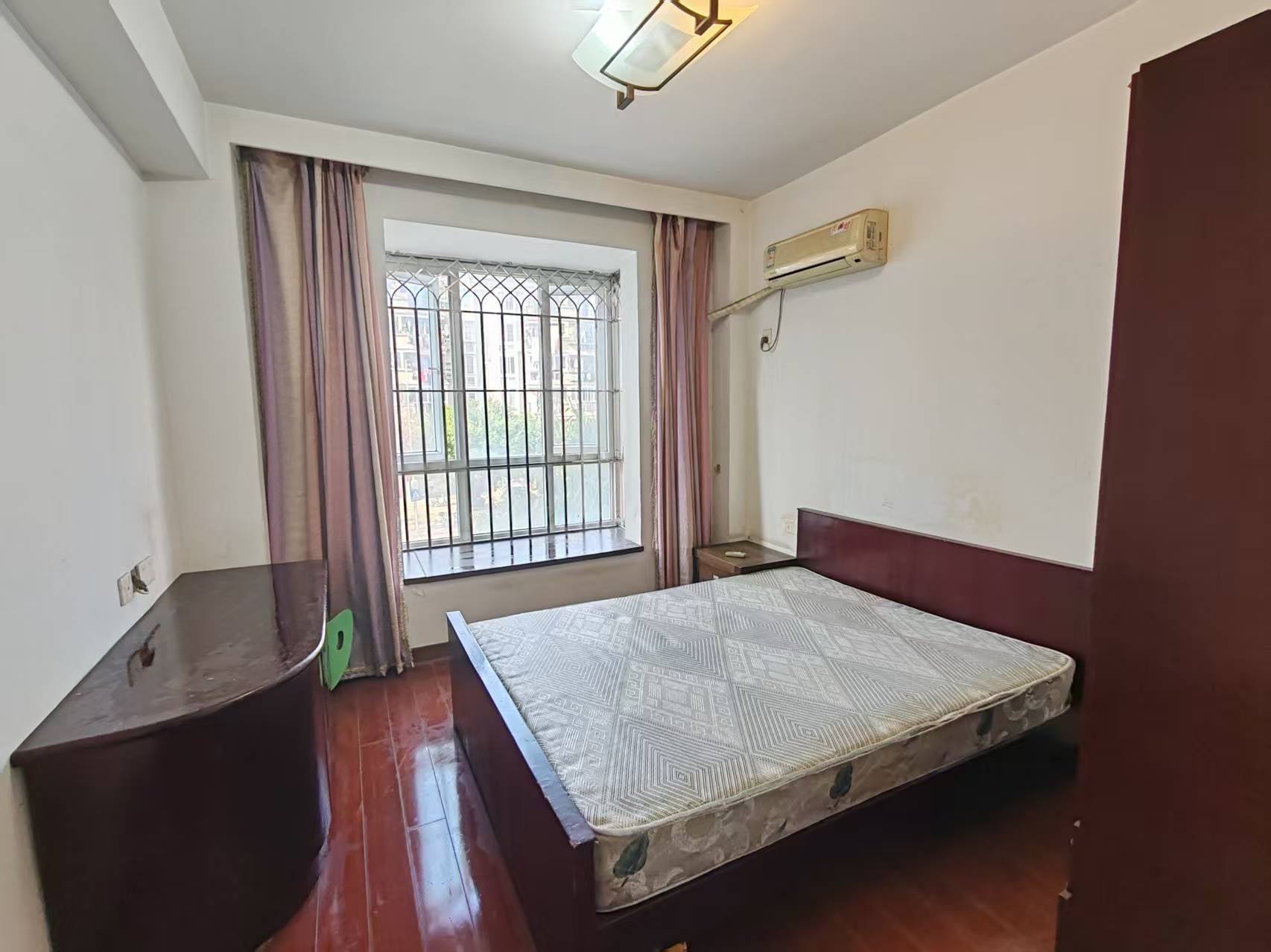 倉山區 金色家园