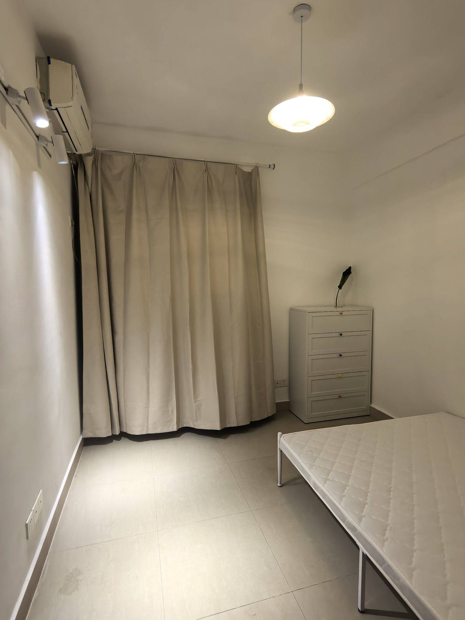 天涯 金鸡岭村大道8号