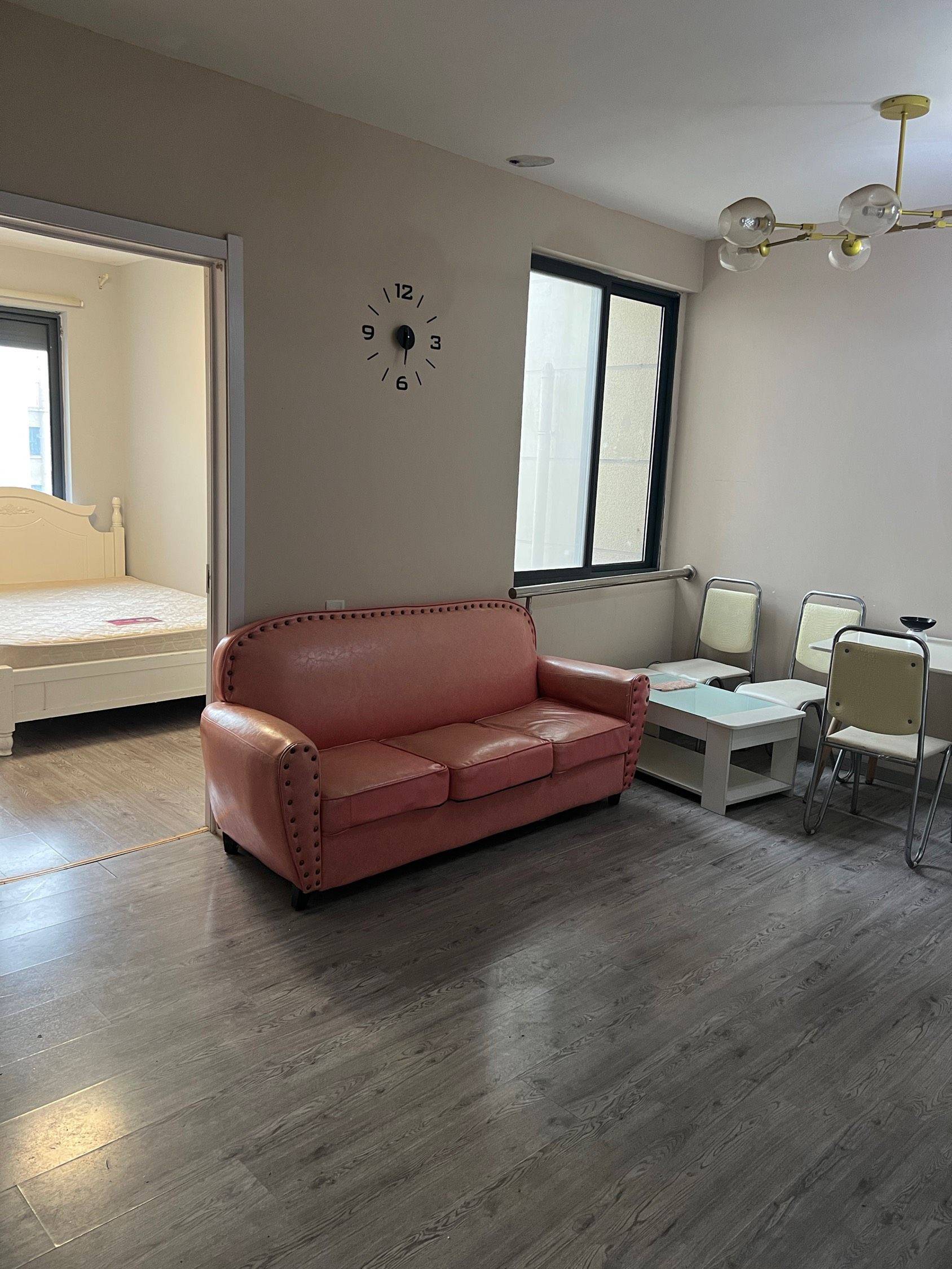 盖了帽了整租房源3