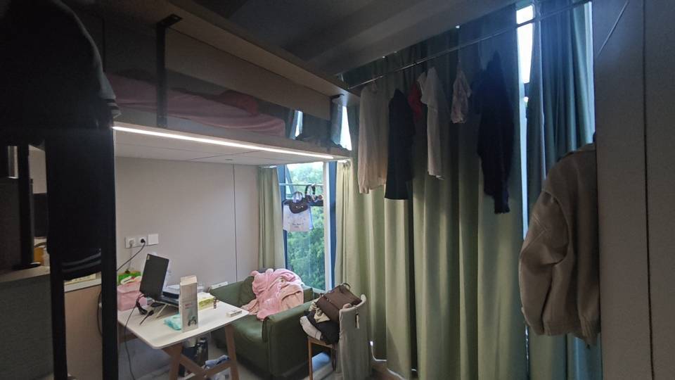 Yinzhou 彩虹国际公寓