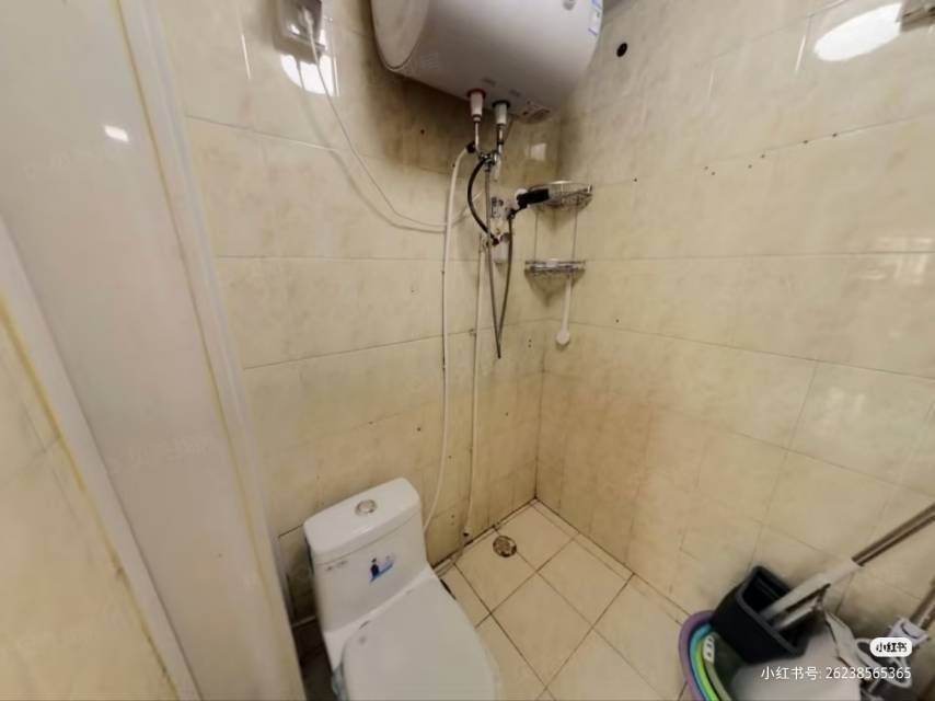 Cozy Home-Clean&Comfy-No Gender Limit-Hustle & Bustle-“Friends”-Chilled-LGBTQ Friendly