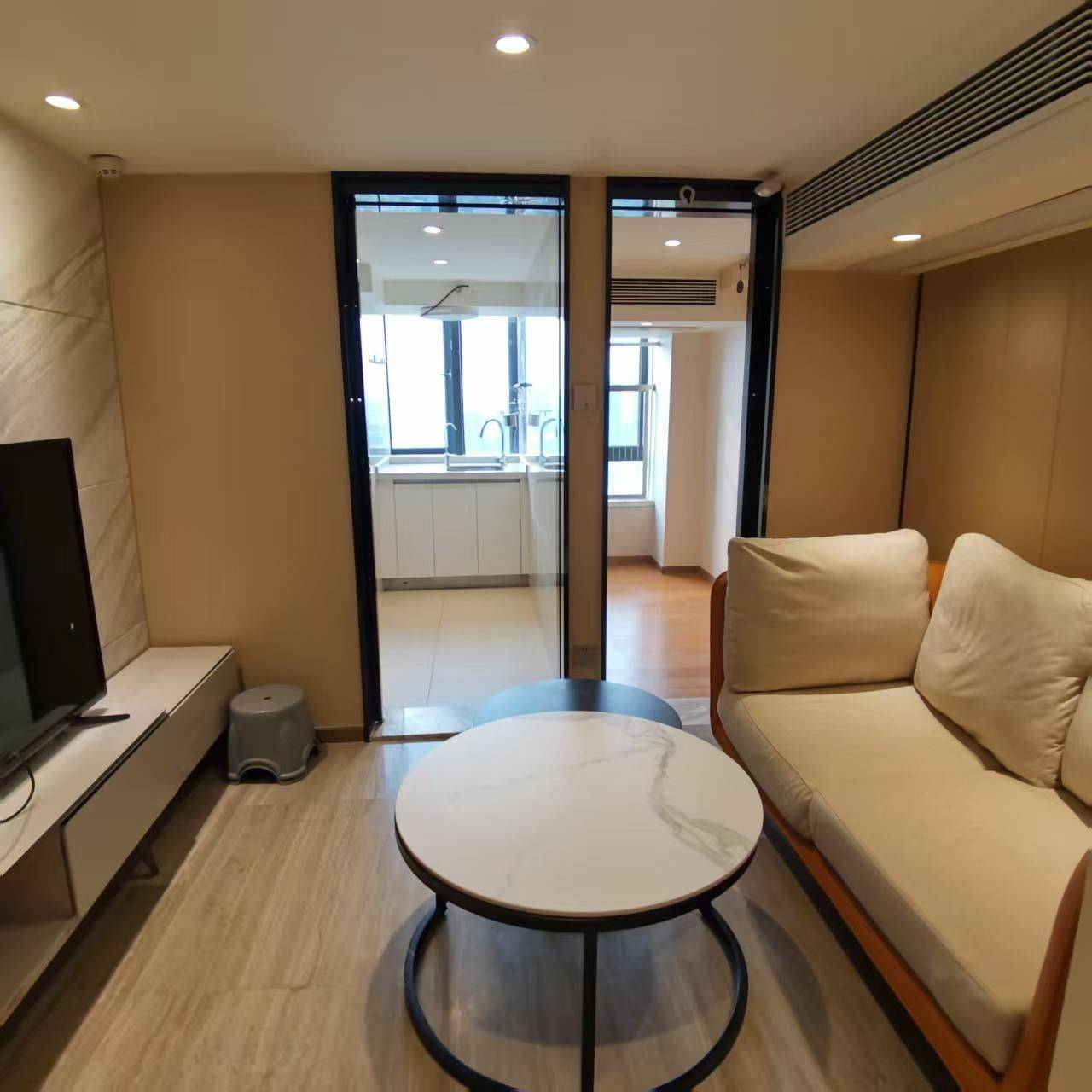 化妆师佳儿整租房源1