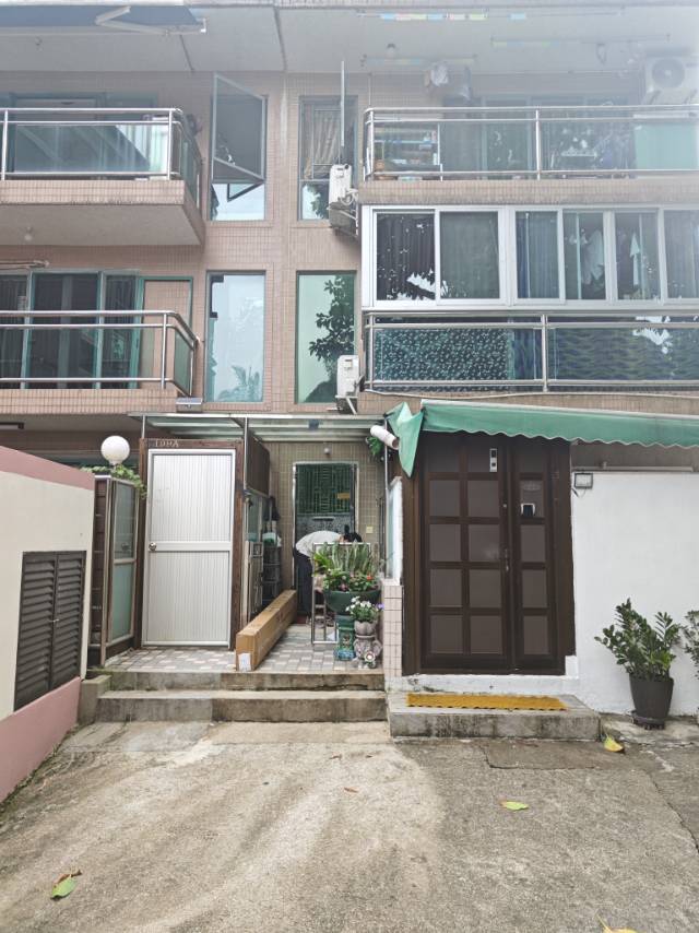 新界 馬料水樟樹灘路102號