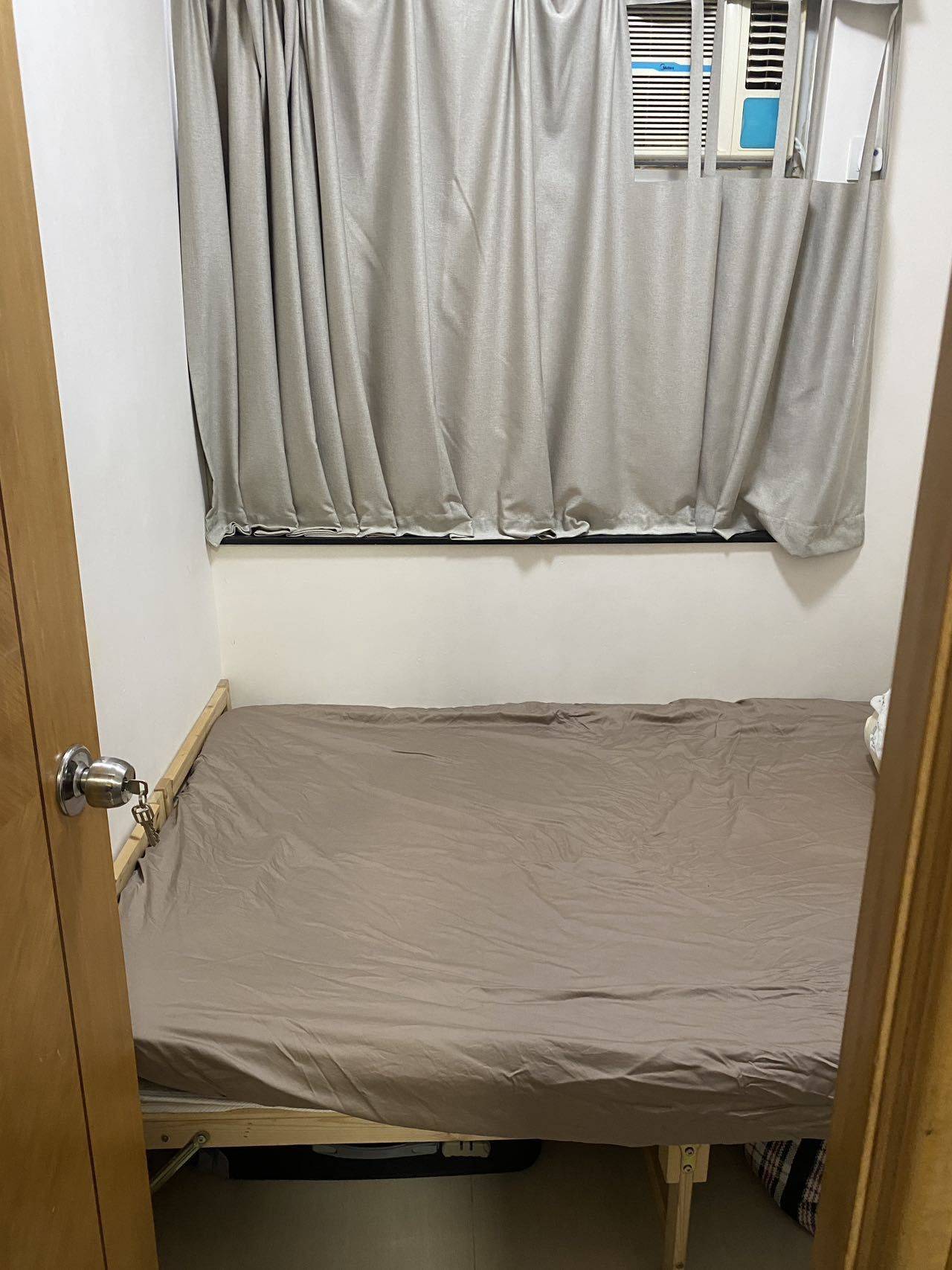 九龙 定安大厦F座