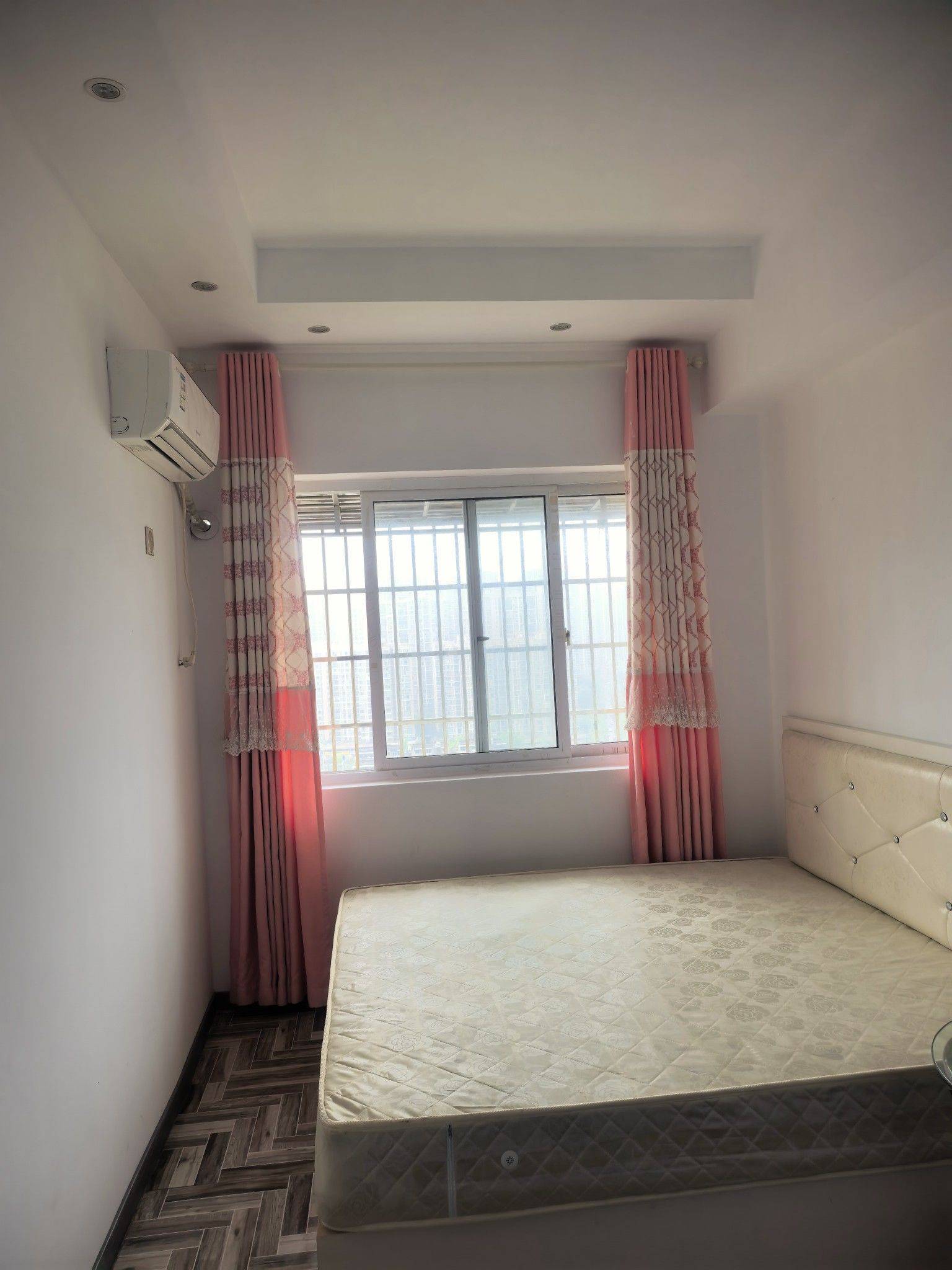 Adaline黎整租房源2