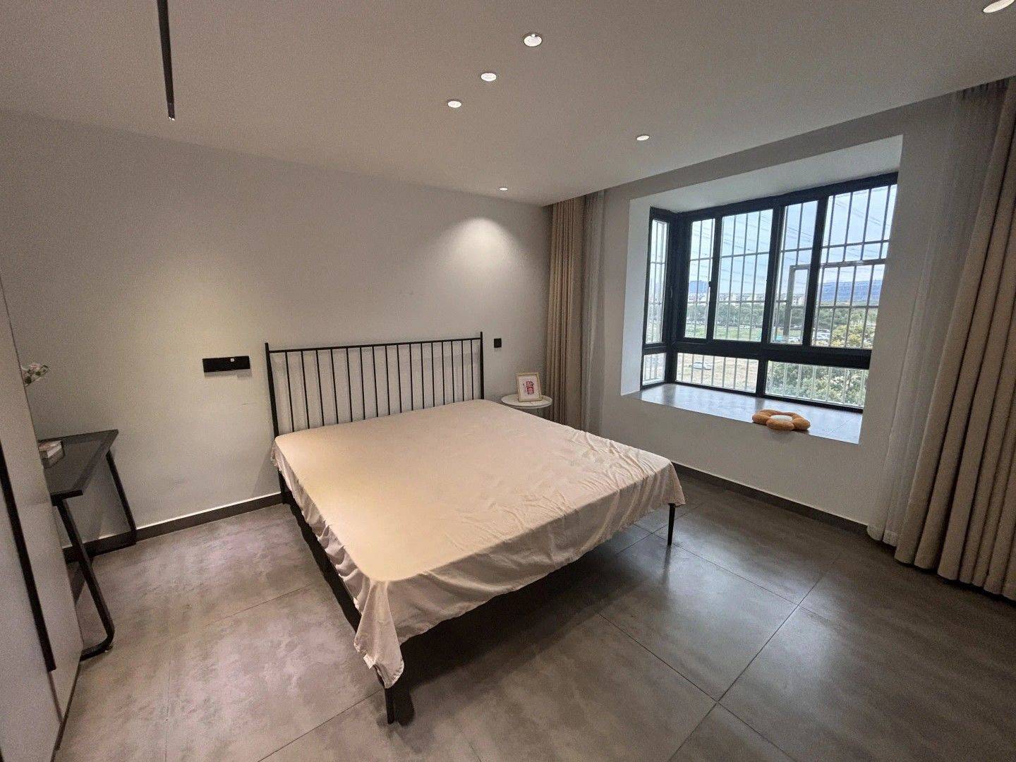 释迦摩尼整租房源1