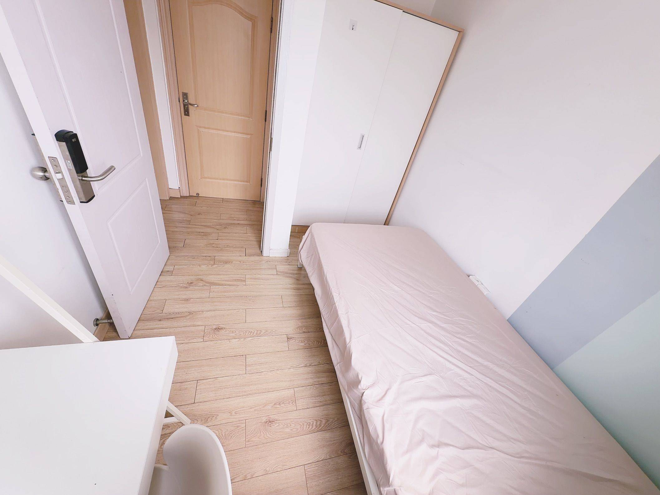 找室友哦！哈哈整租房源3