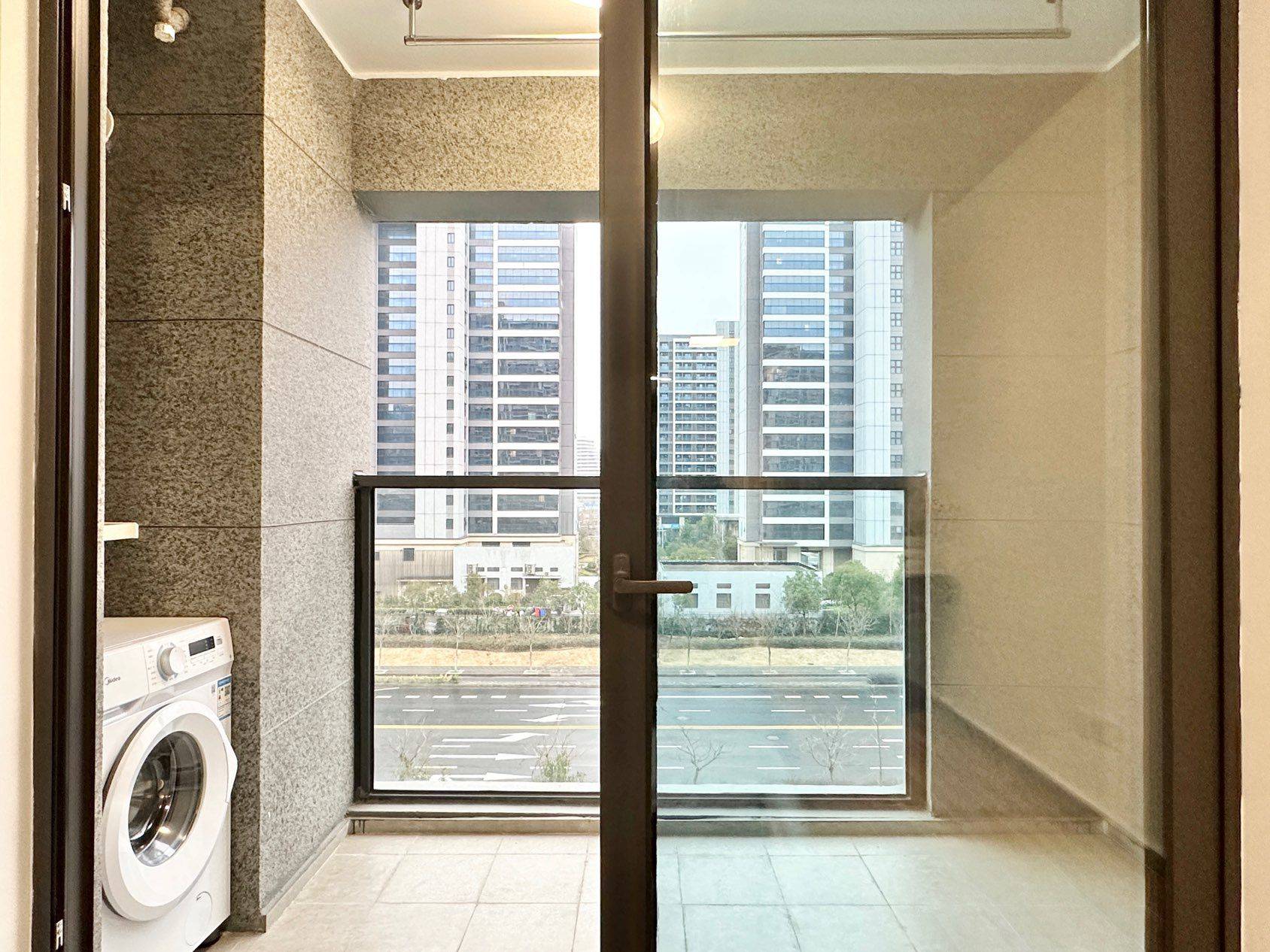 上海 静安 | 泛欧现代大厦_5