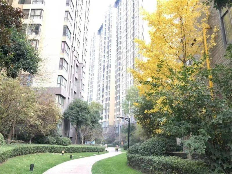 莲湖 天朗大兴郡蔚蓝青城