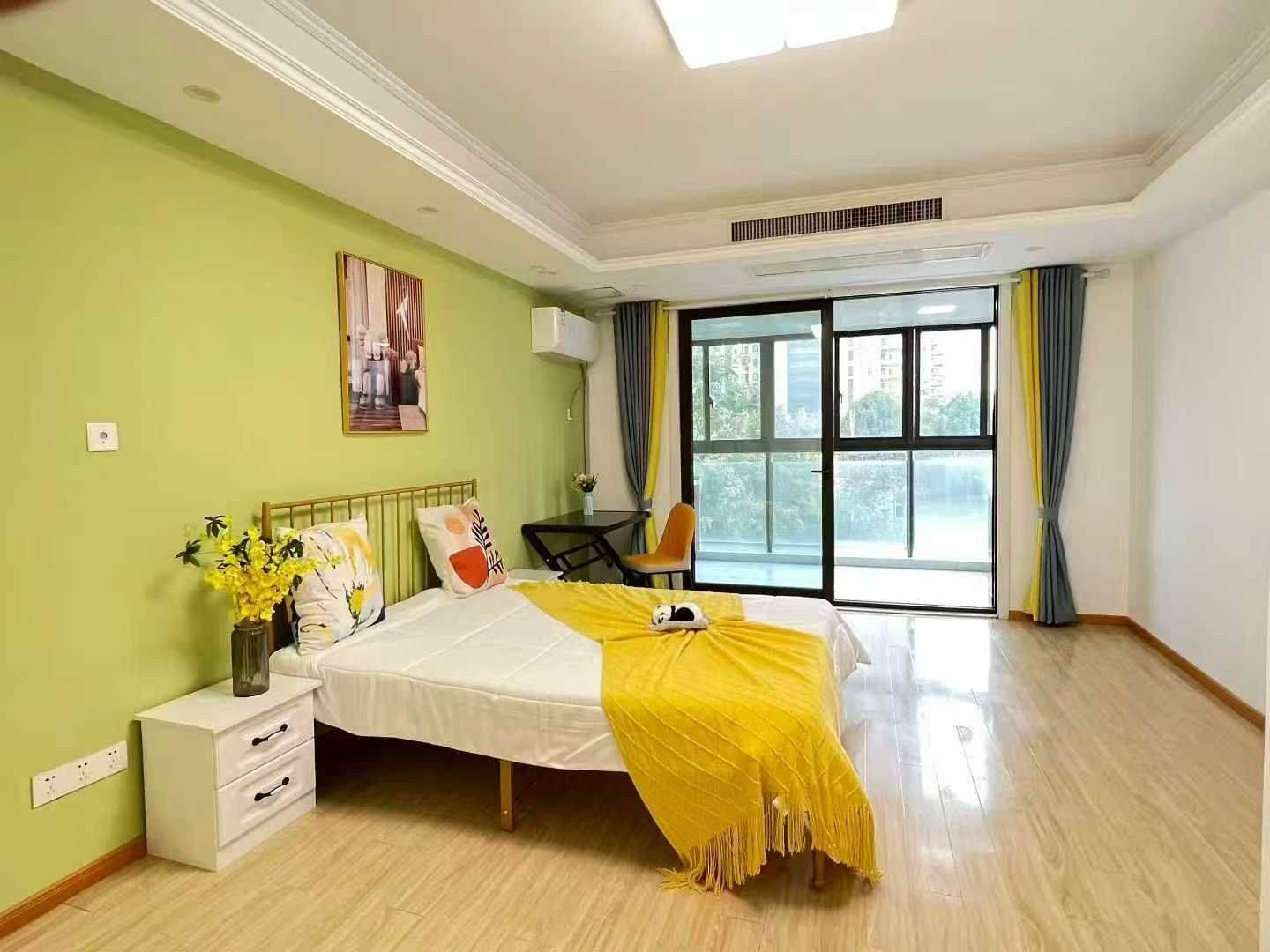 雨花台 莱蒙水榭阳光