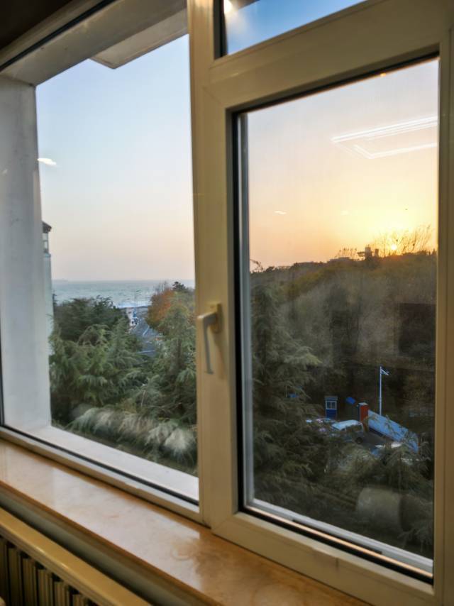 市南 金海广场-18号楼