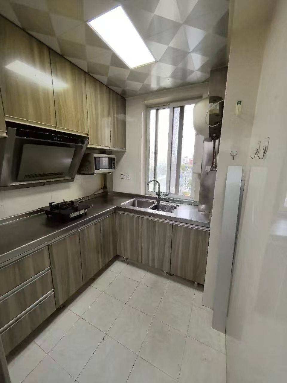 杨浦 周家嘴路1220弄-1号