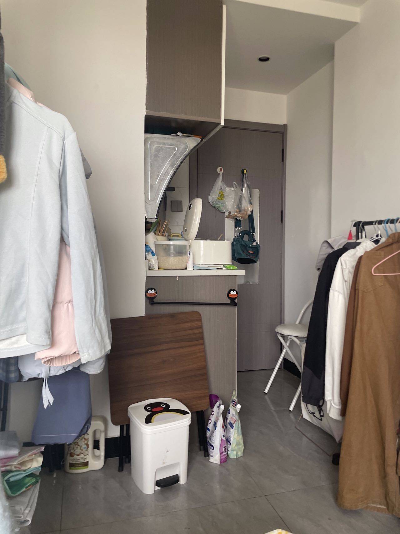 杨思鹅kiki拿自己整租房源1