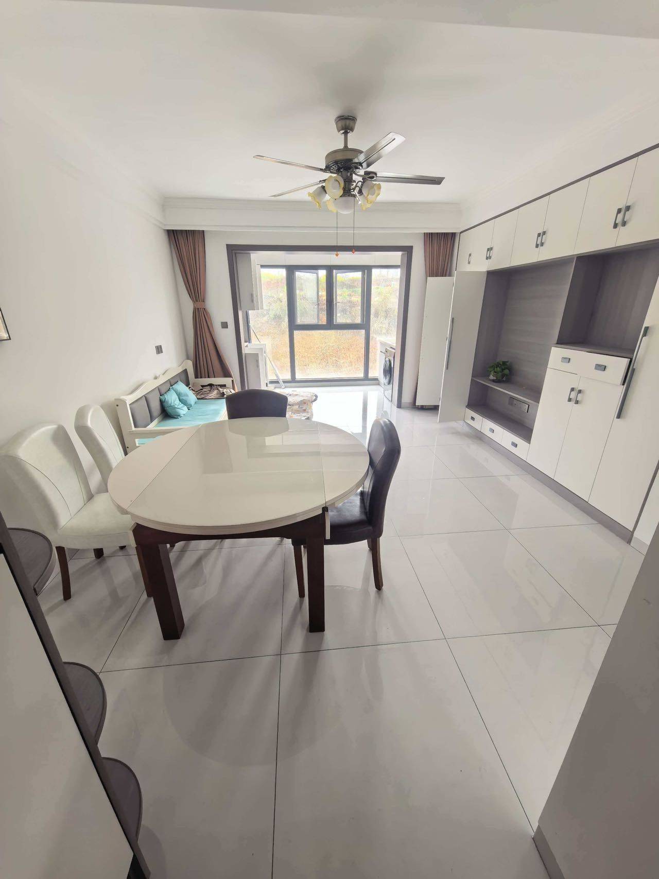 新建区 中海云麓里