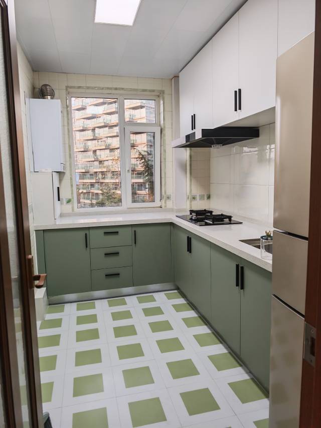 市南 金海广场-18号楼