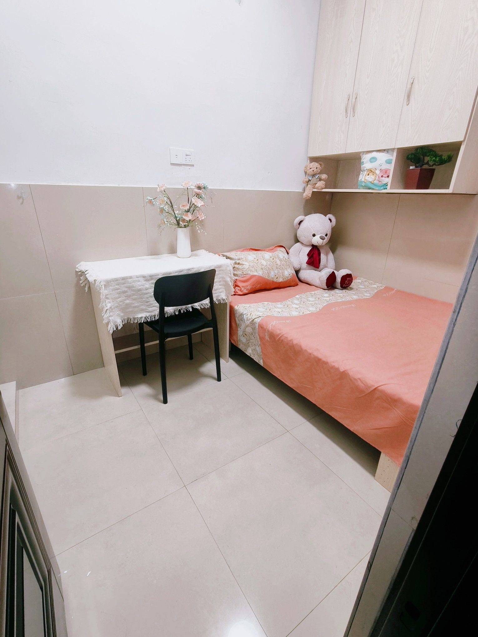 唯（三个月起租）整租房源1