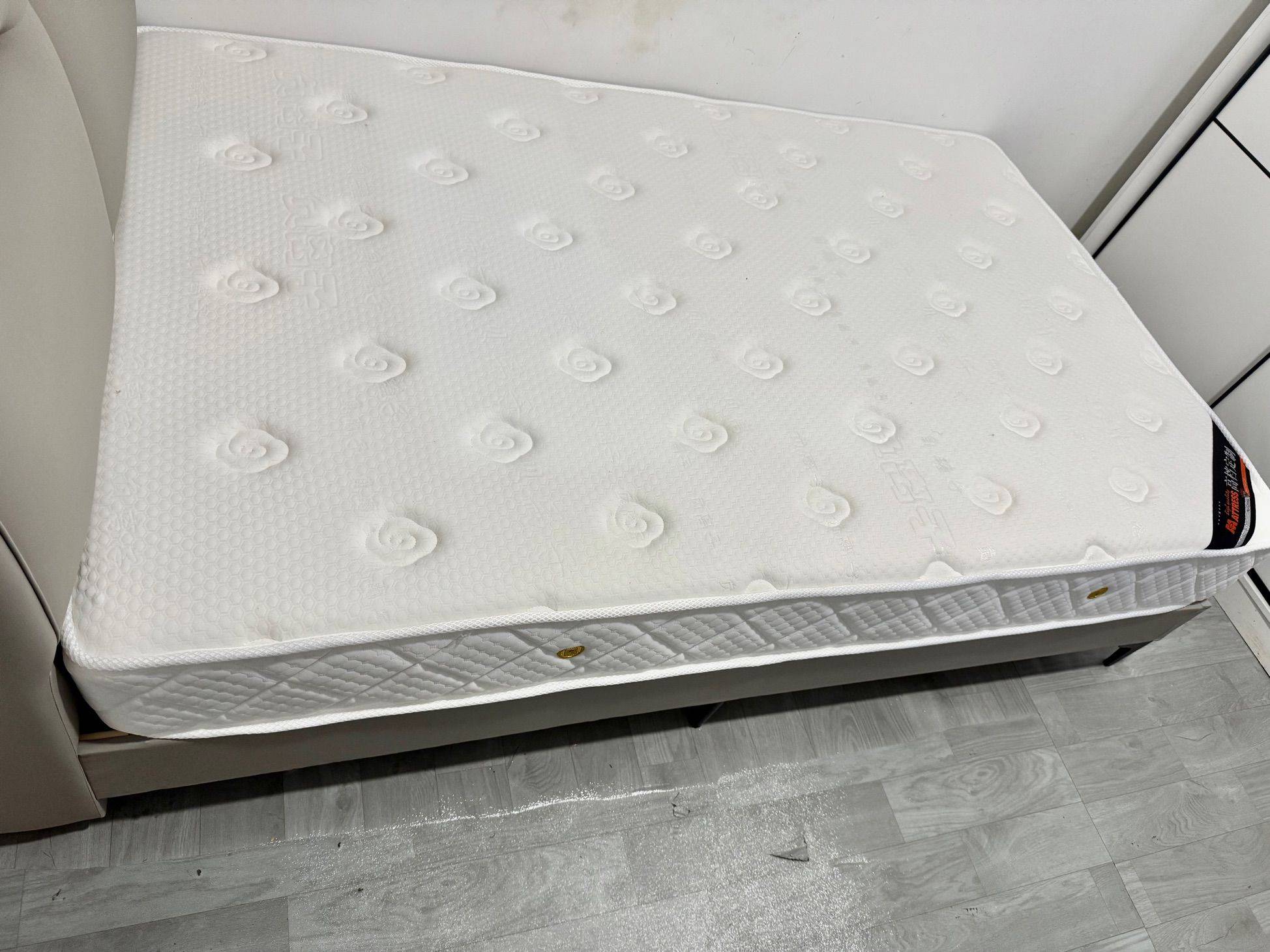 旺仔QQ檀整租房源2