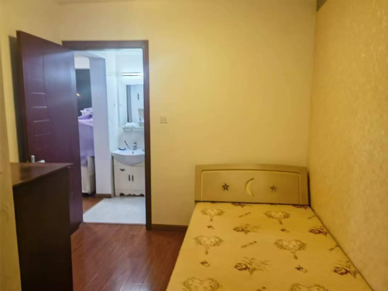 蔷薇朵朵整租房源2