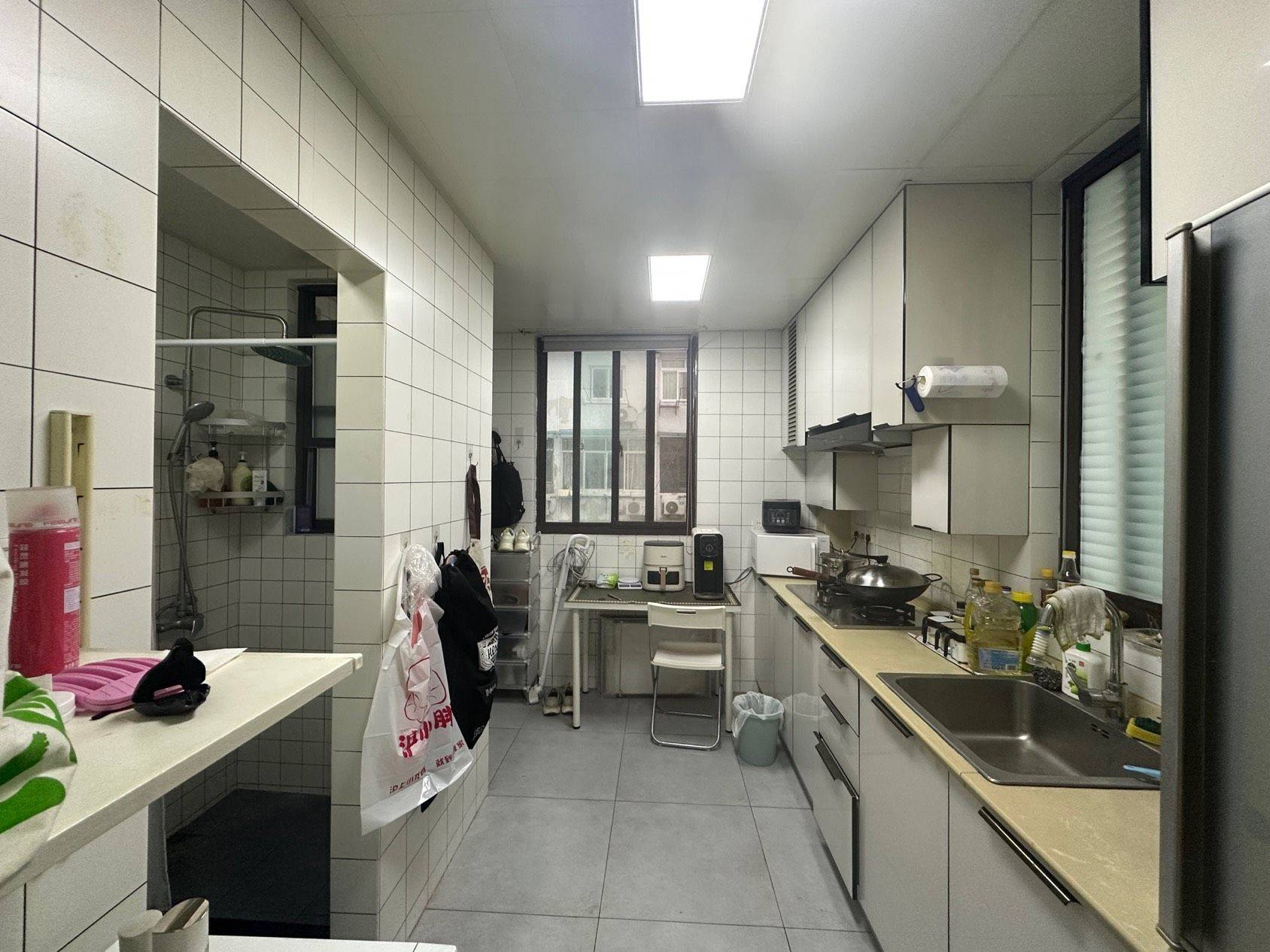 Huangpu 保屯路211弄小区