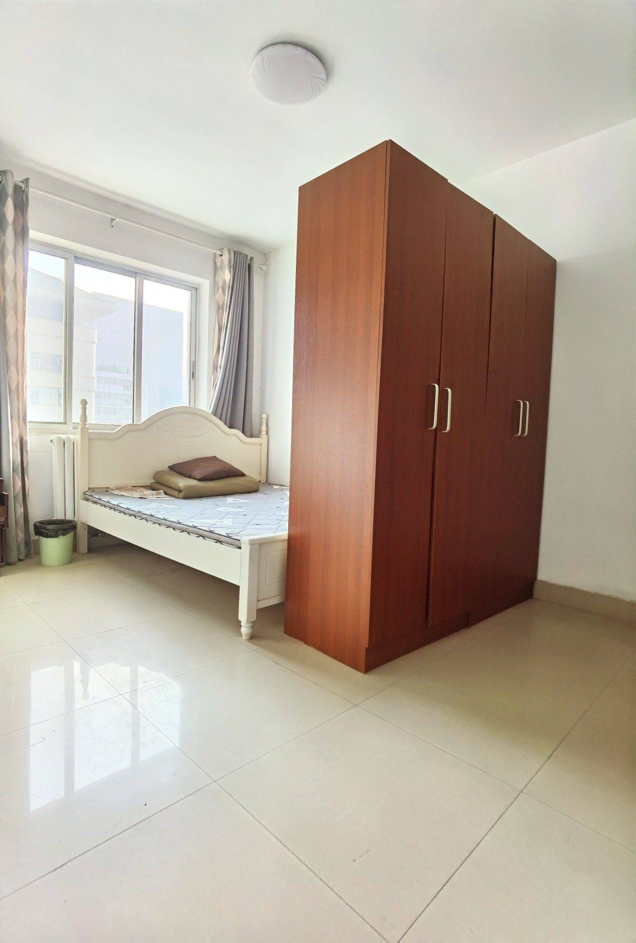 阳光明媚整租房源3