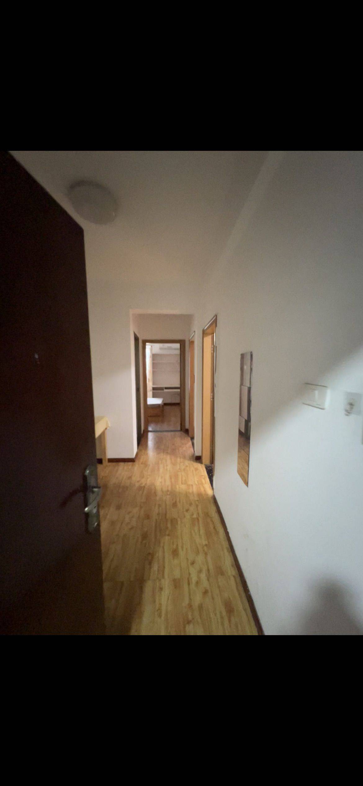 十三月艳阳整租房源1