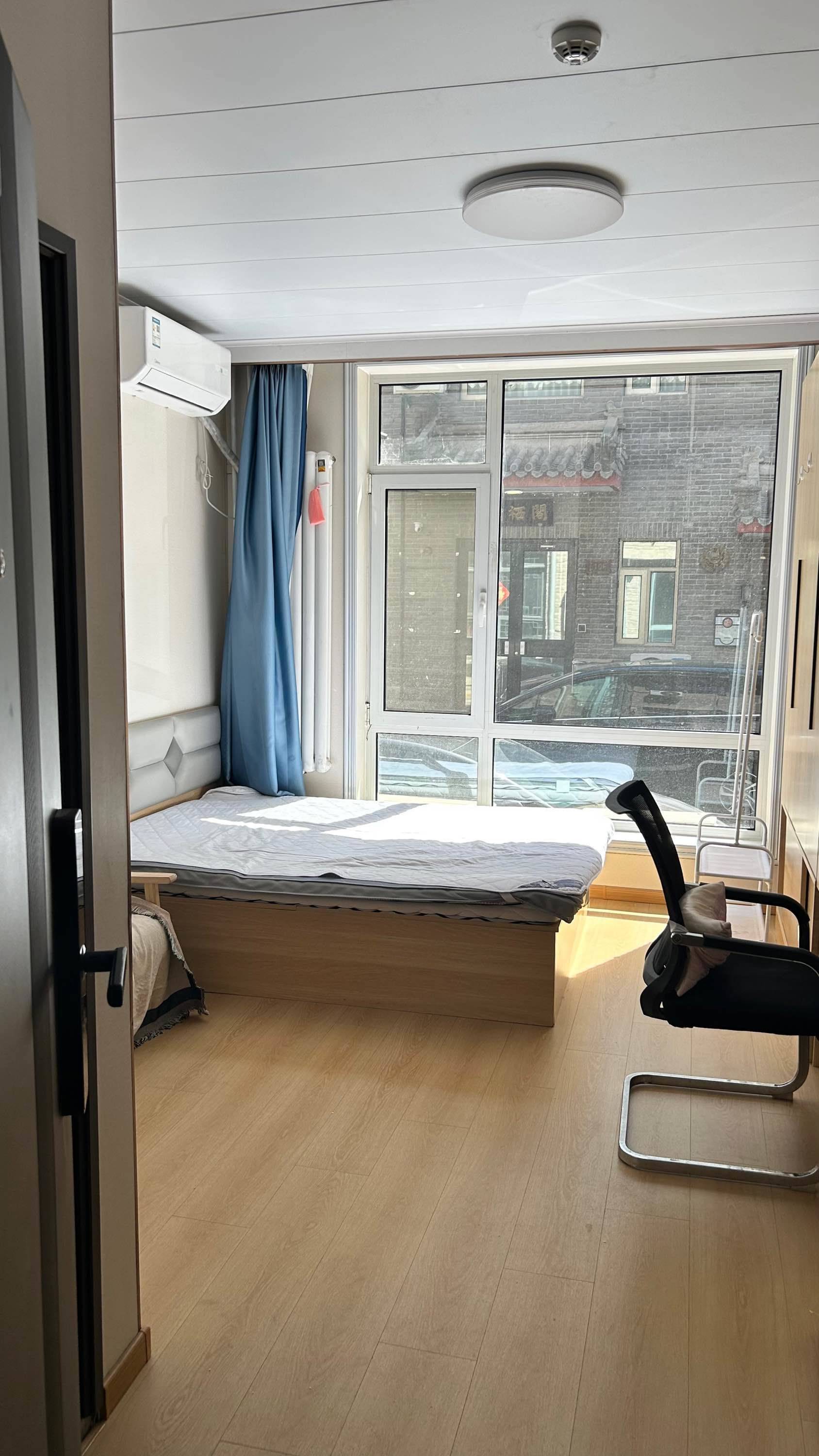 酷酷的阿伟整租房源1