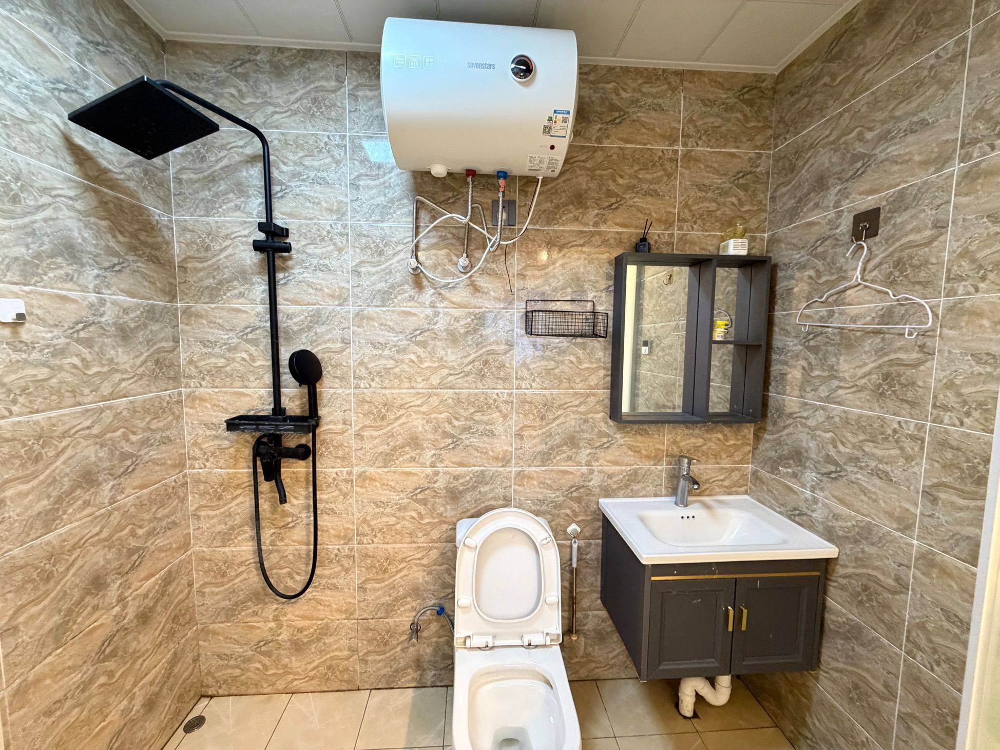 Suzhou Huqiu | 绿地瞰湖花园_5