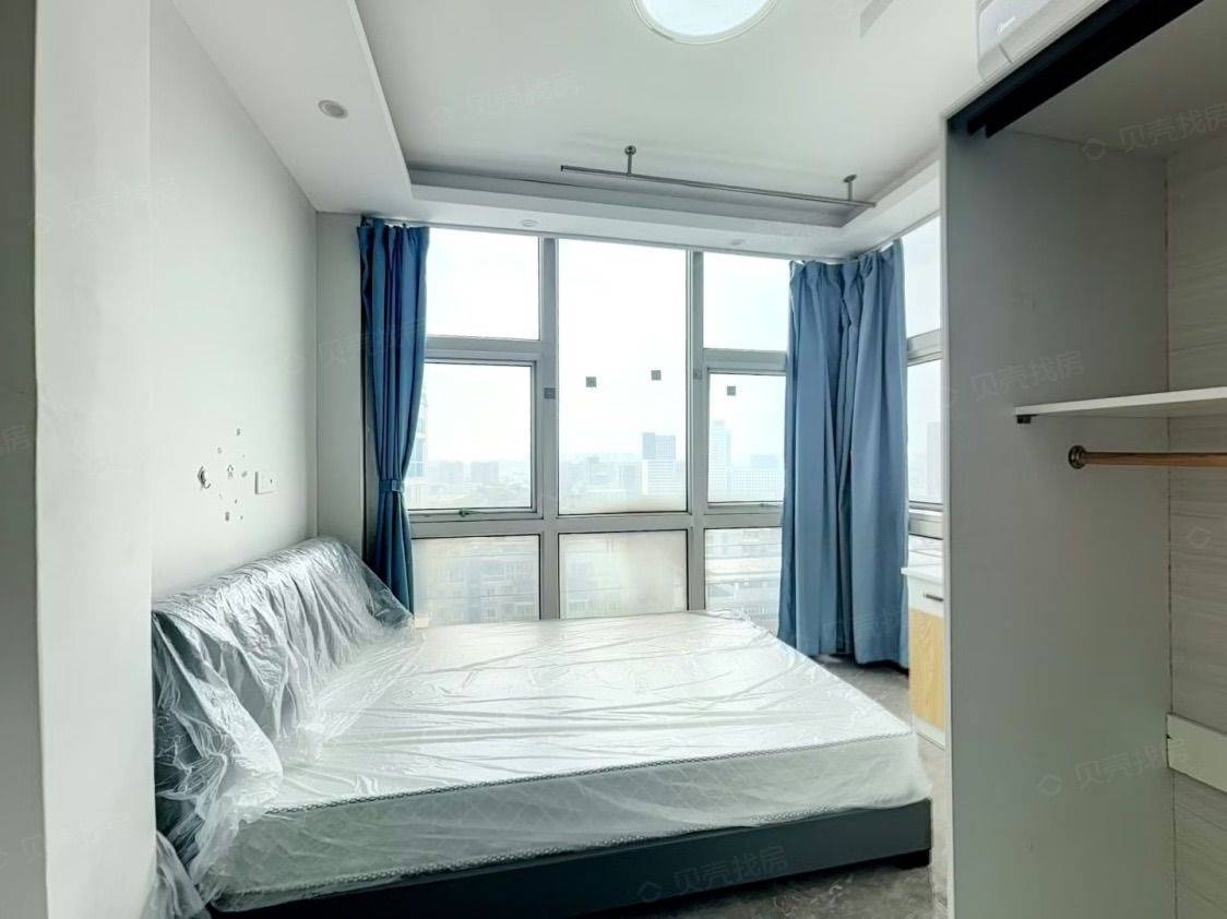 Binjiang 银色港湾公寓