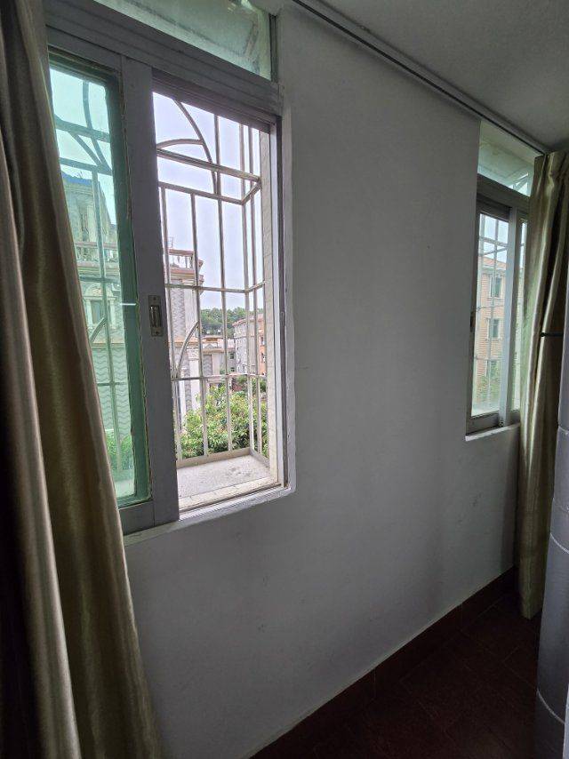 龙华大单间转租整租房源2