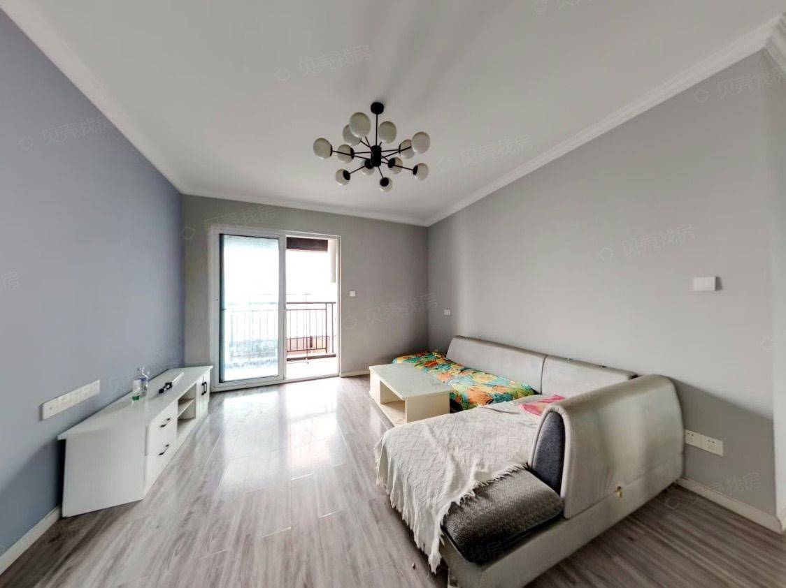 东西湖 地铁时代常青城C区-3栋