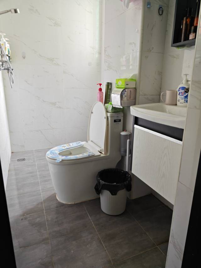 东城 主山上三杞村住宅区