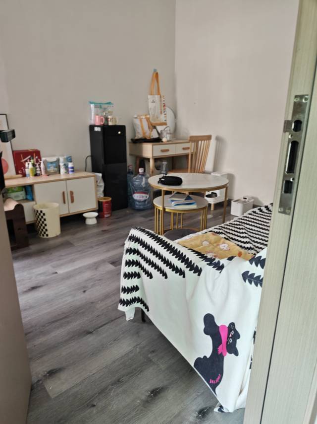 东城 主山上三杞村住宅区