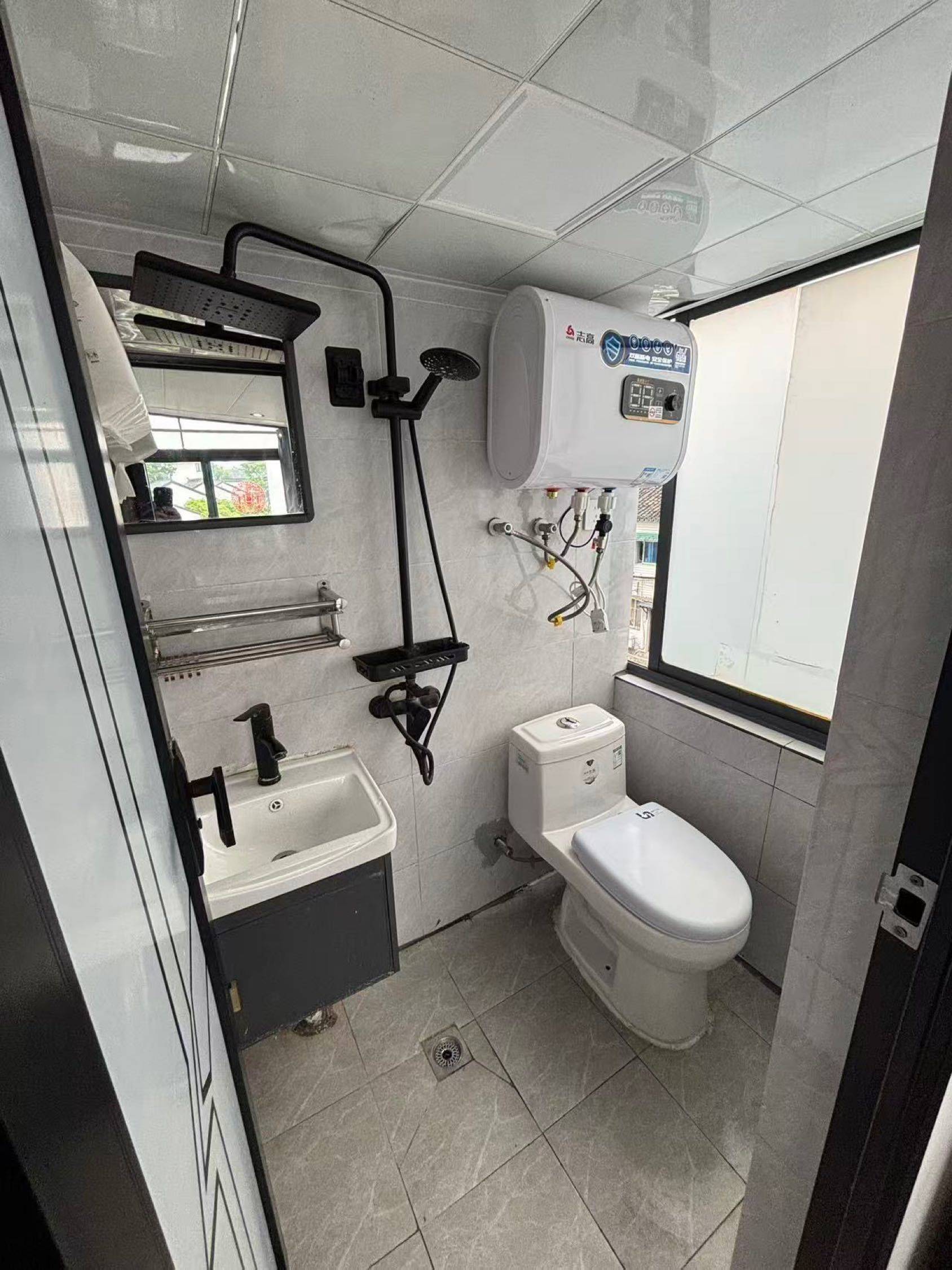 姑苏 巷往姑苏民宿(苏州北寺塔桃花坞大街店)