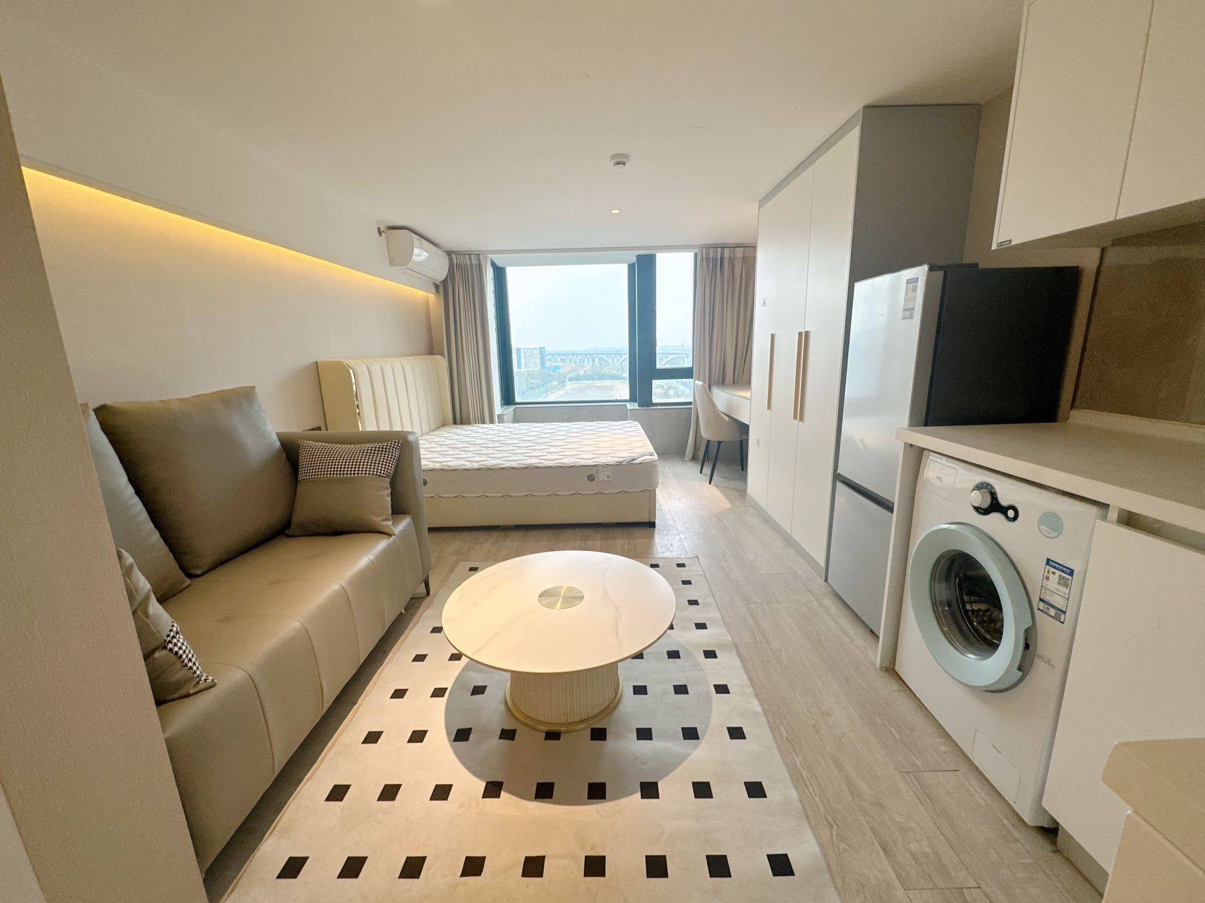   伤心鱼头整租房源1