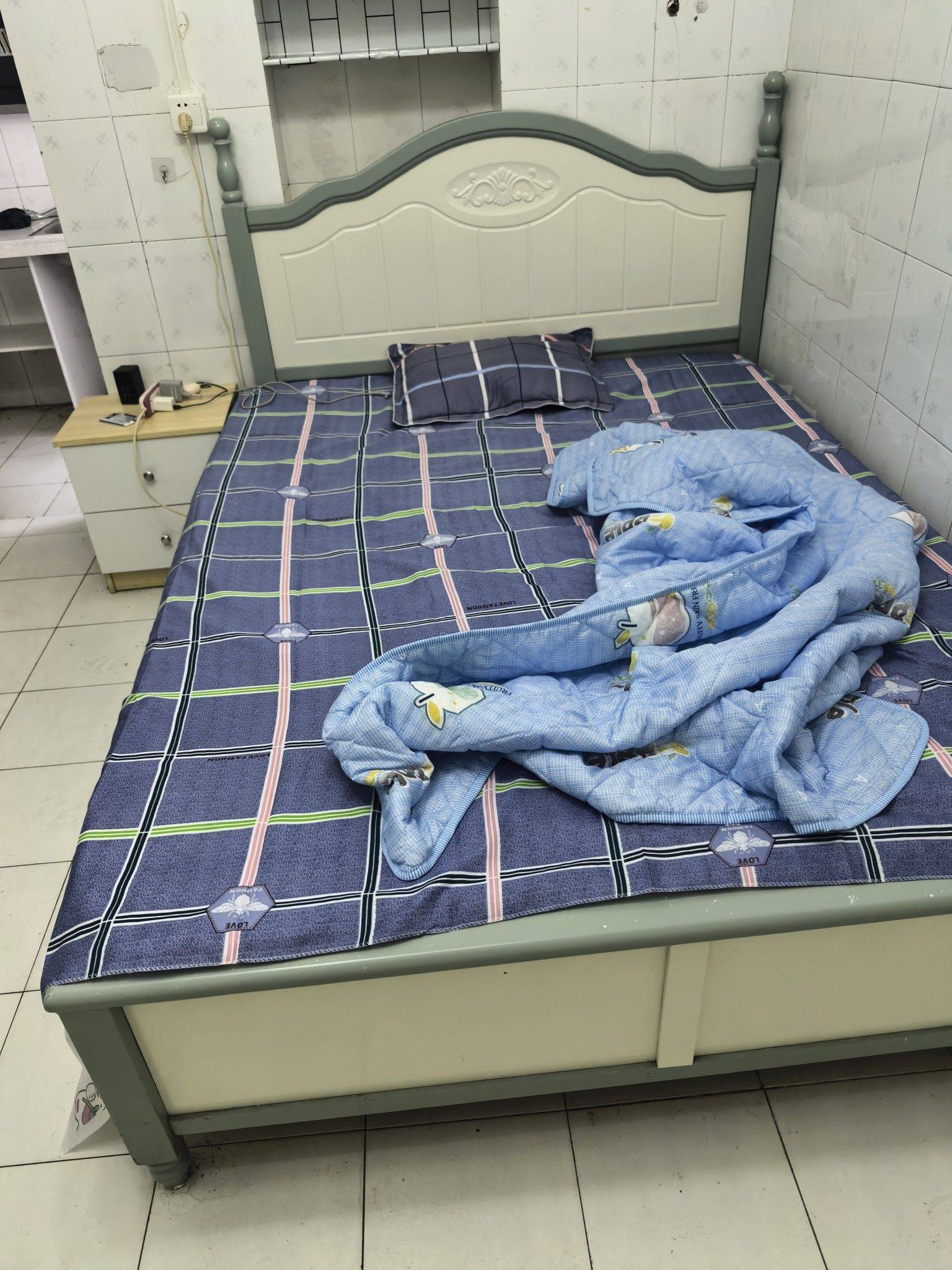 青山湖区 艾溪湖大厦