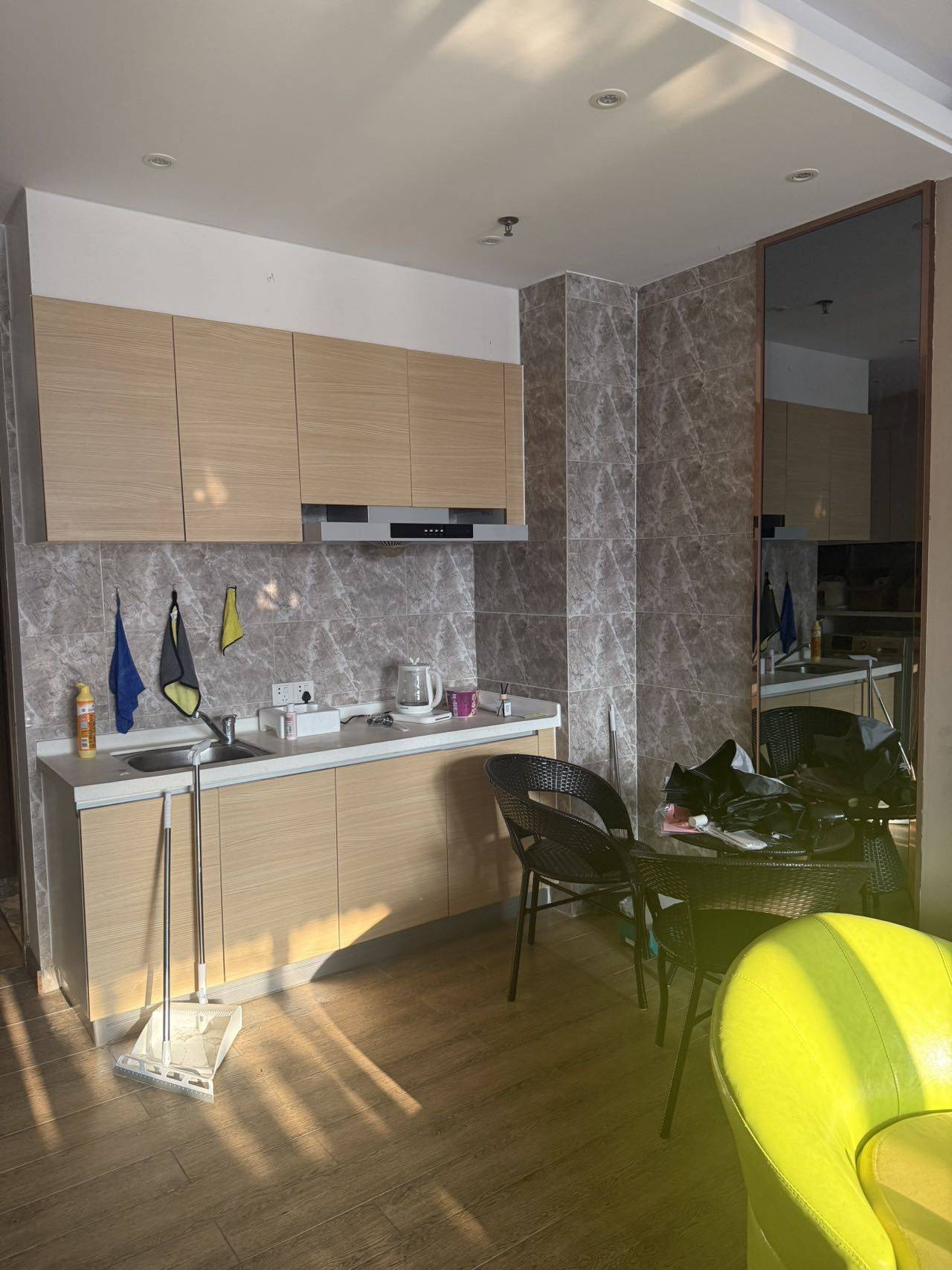 大飘窗-温馨小窝-干净治愈