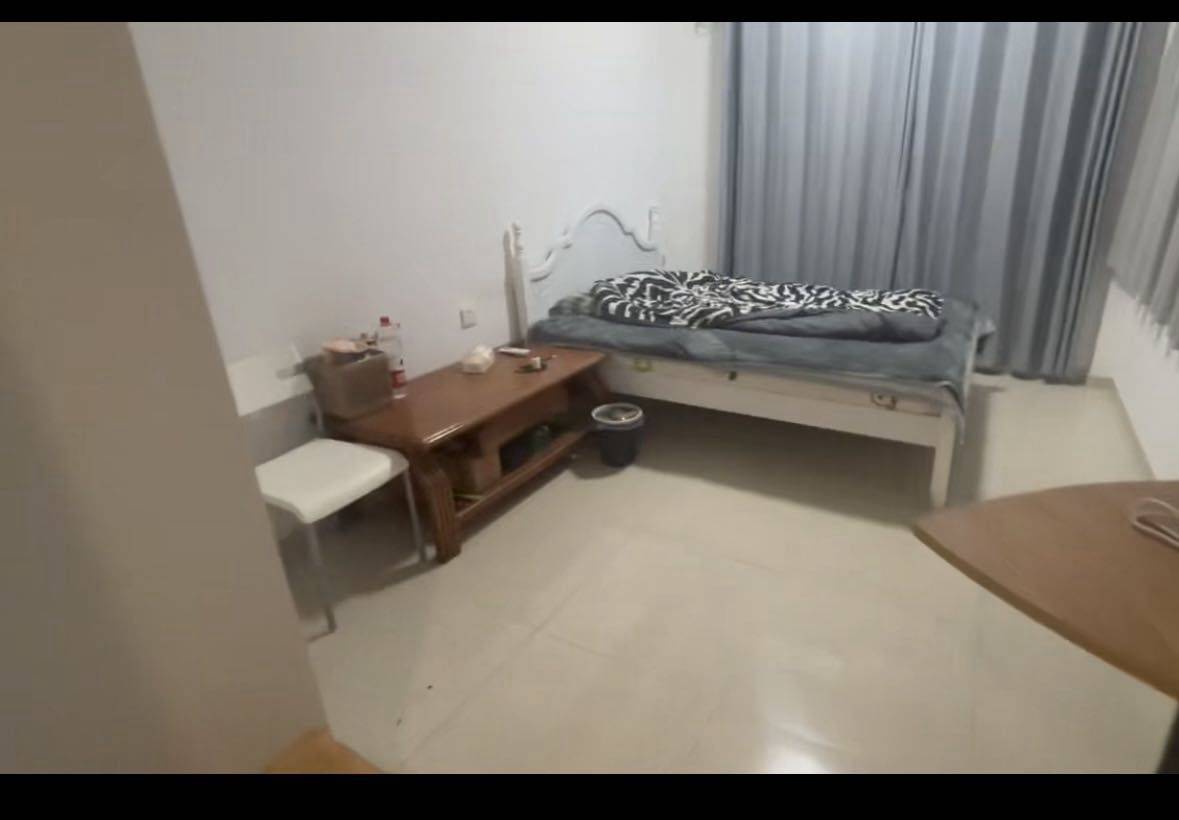 灞桥 华南城1668新时代广场小区-A2楼