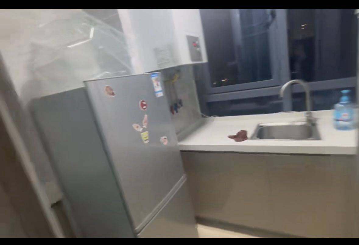 灞桥 华南城1668新时代广场小区-A2楼