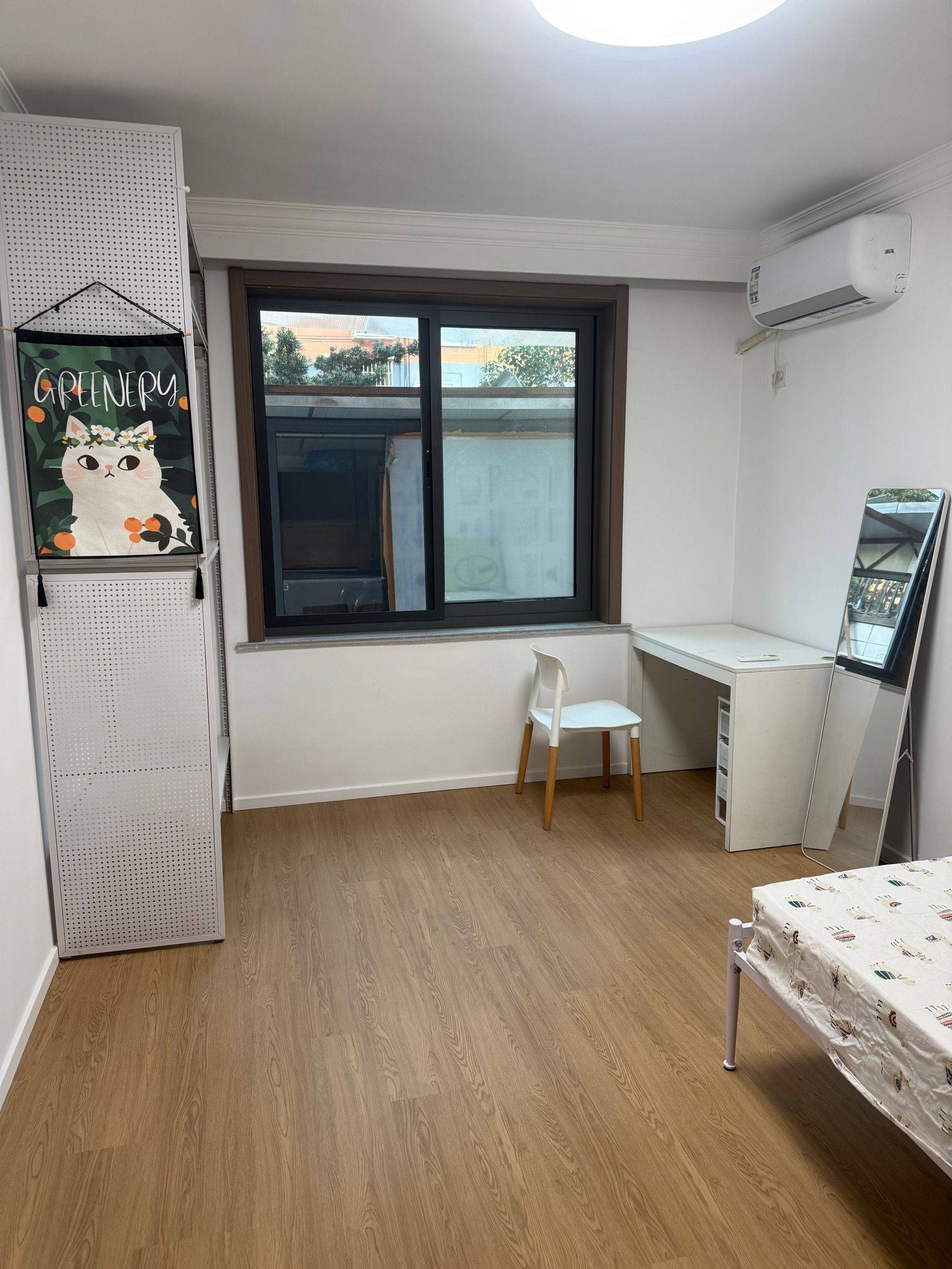 咸蛋黄超人整租房源1