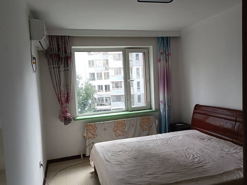 于洪 下坎子馨邨-13号楼