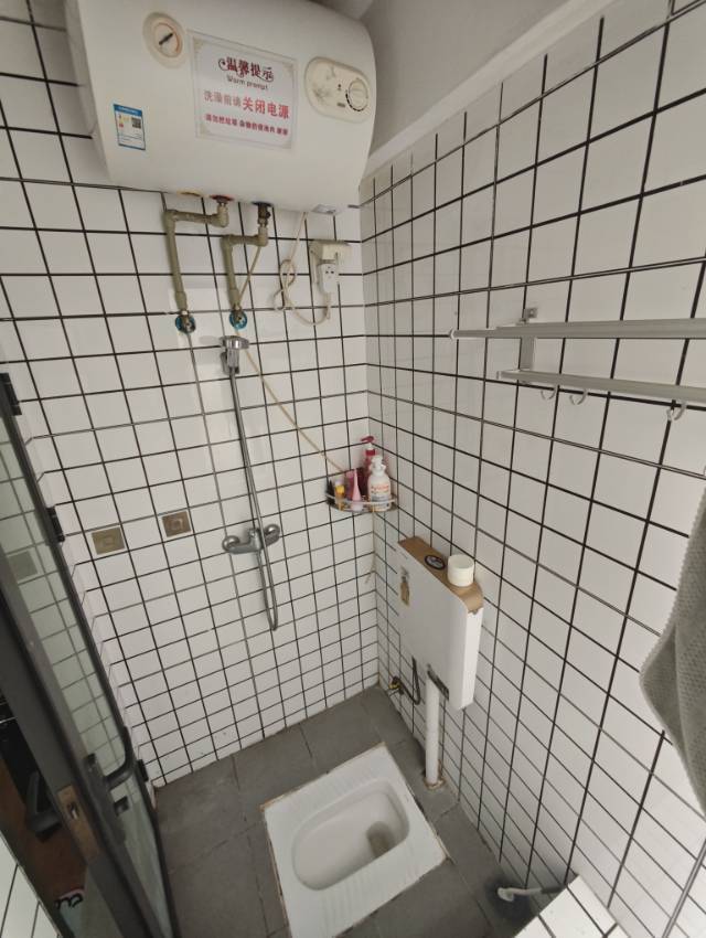 龙岗 甘坑凉帽三区东区