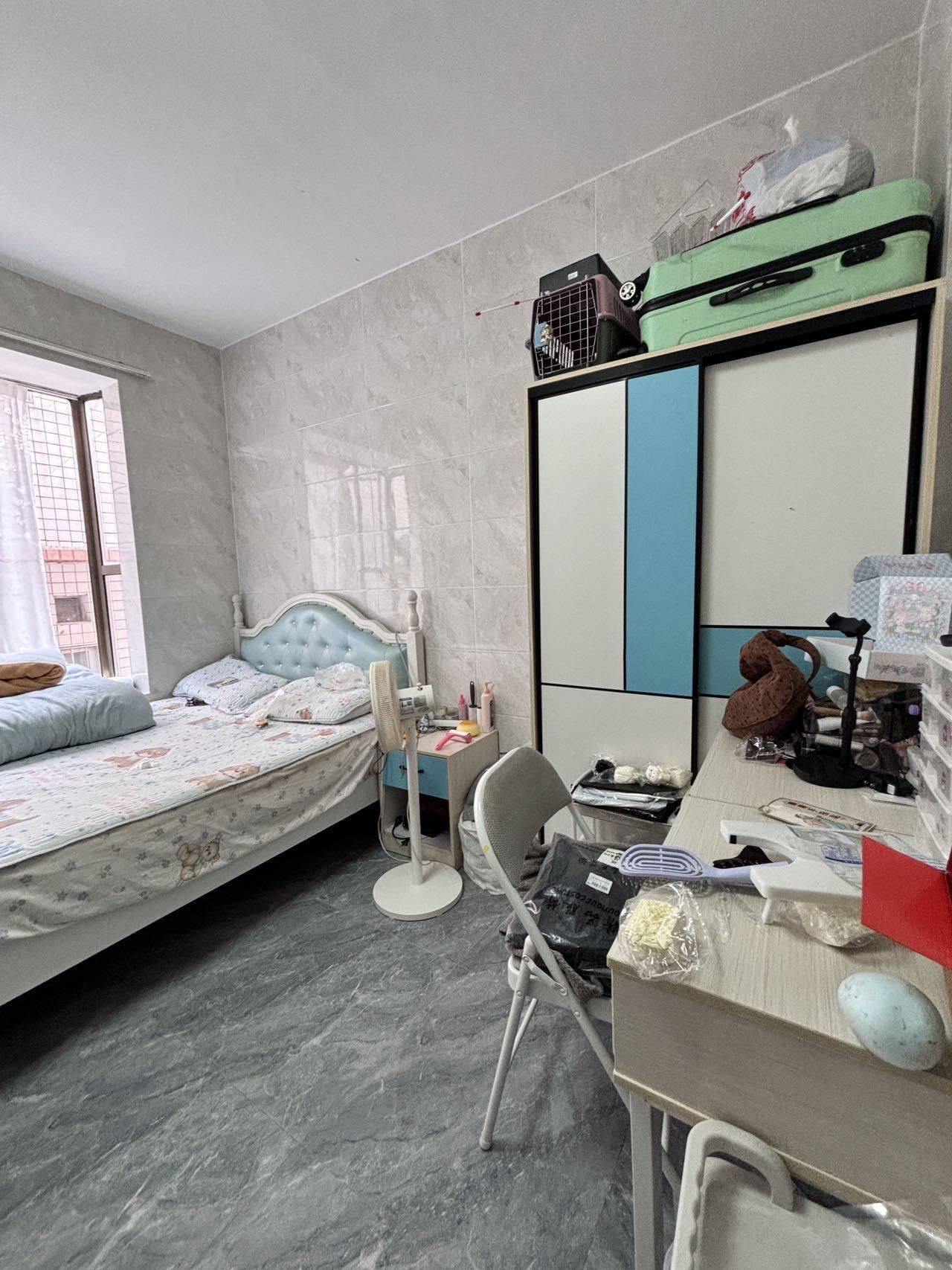 顺德 浮森那住民宿(清晖园大良钟楼地铁站店)