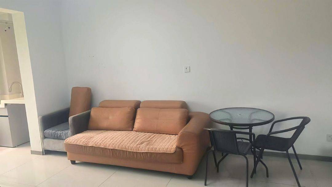 出淤泥而不染整租房源1