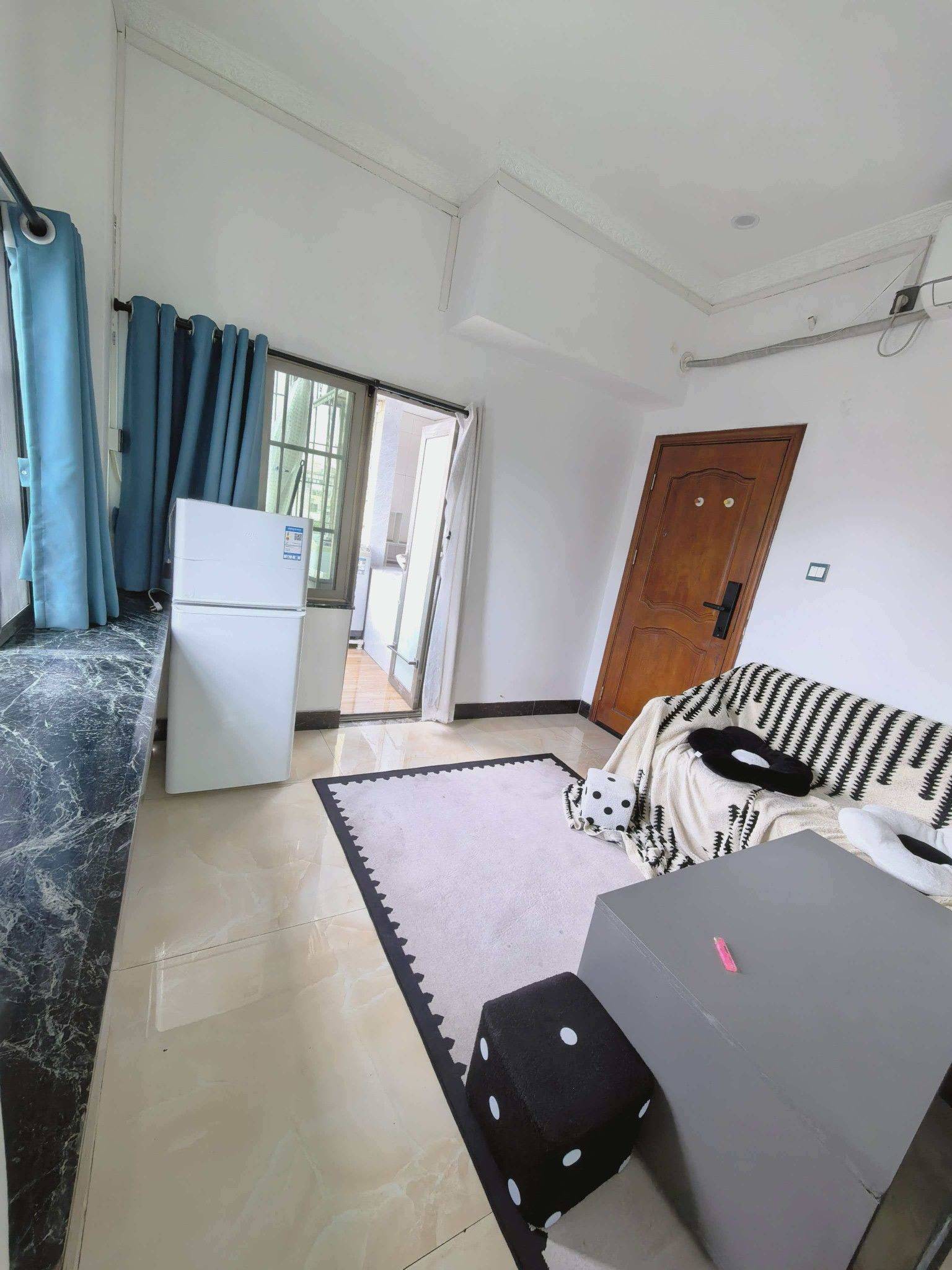 榕树下的兰花草整租房源3