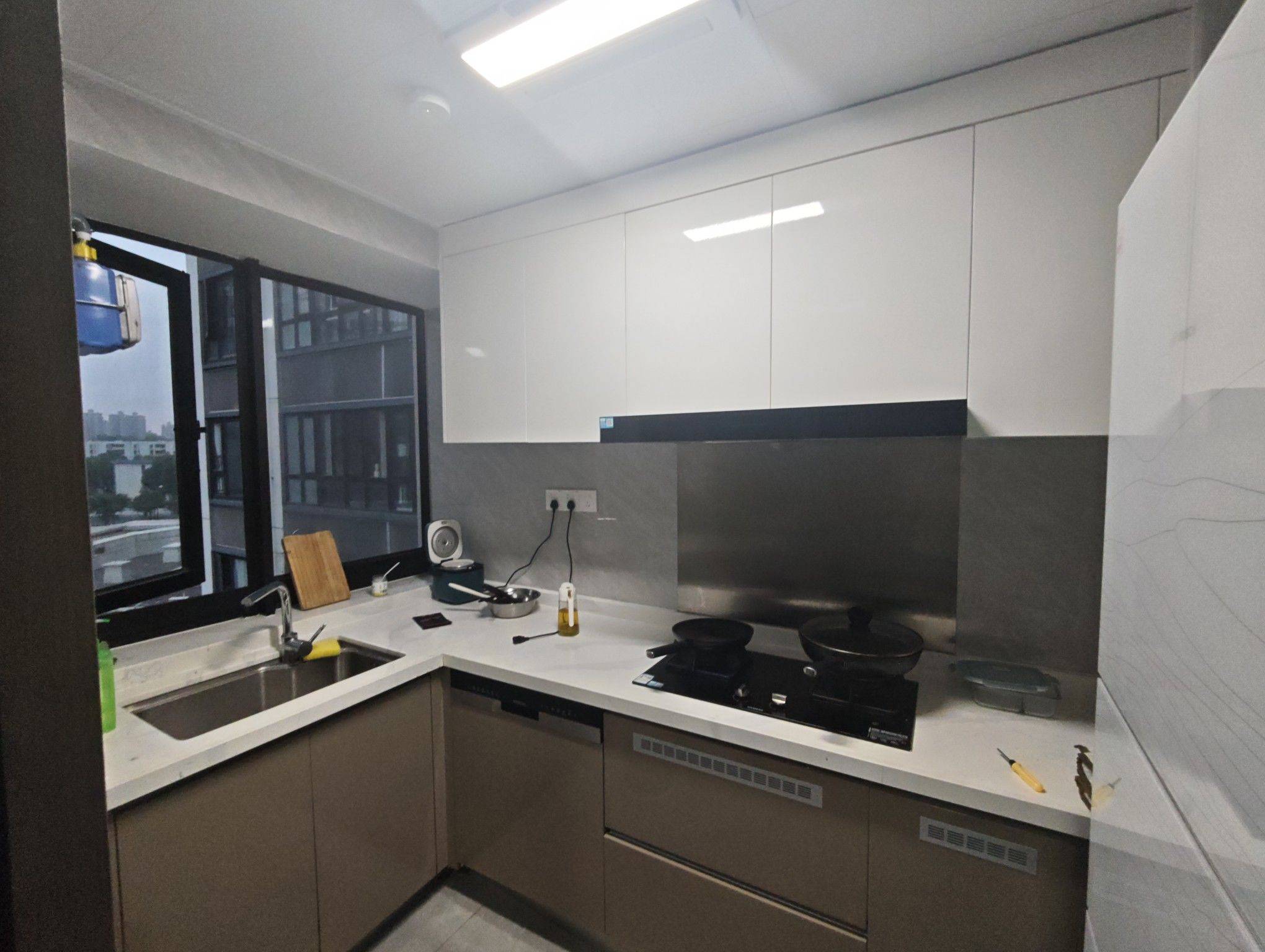 全息玫瑰碎片整租房源3