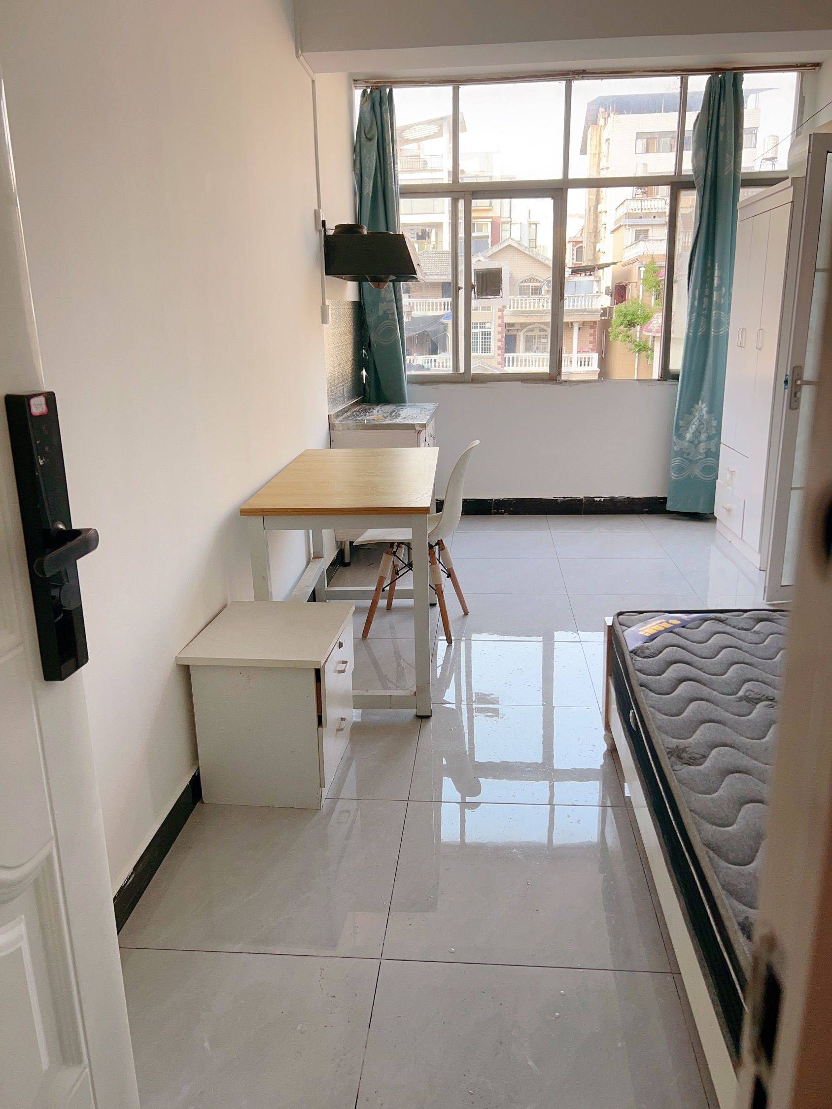 * 芬 *整租房源1