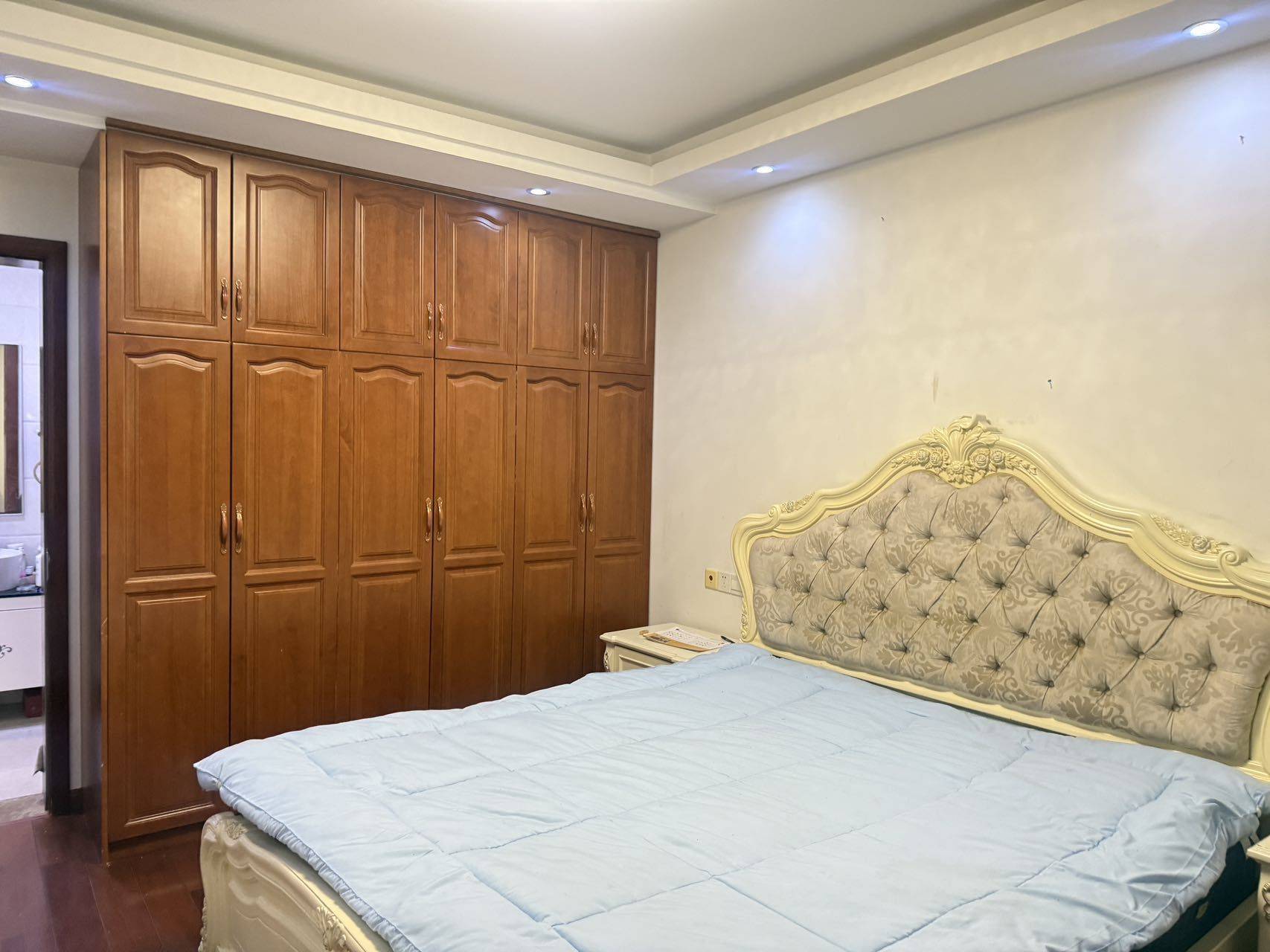 美丽的风景鑫整租房源1