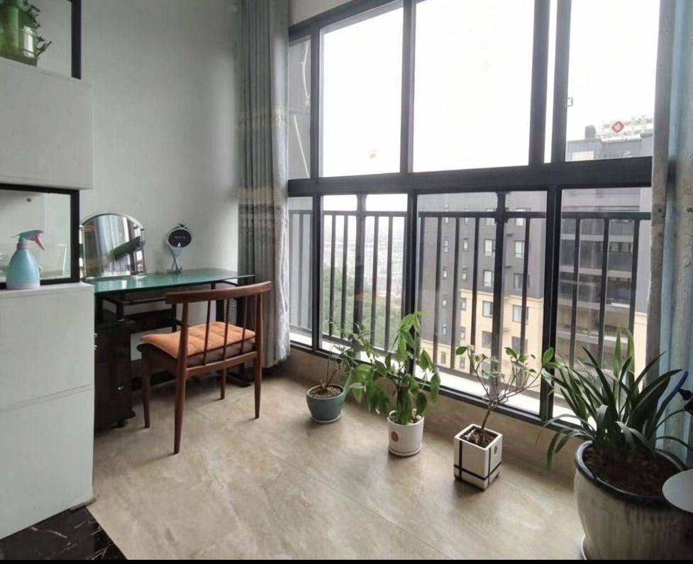 温馨小窝-干净治愈-不限性别-市井烟火气