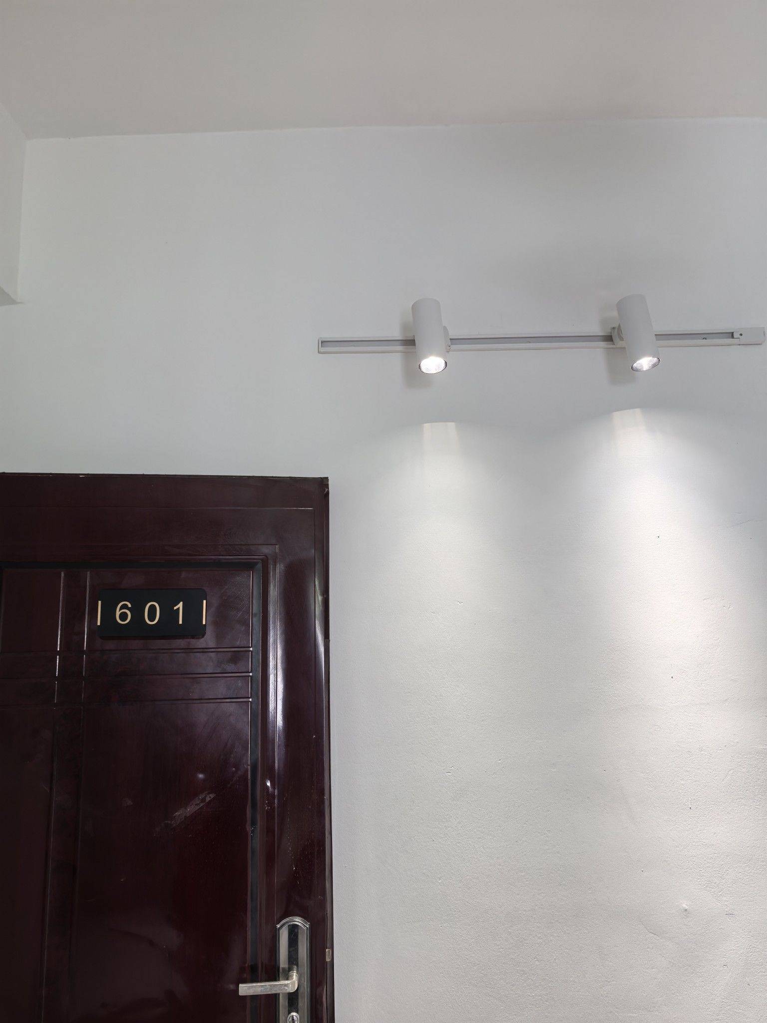 温馨小窝-干净治愈