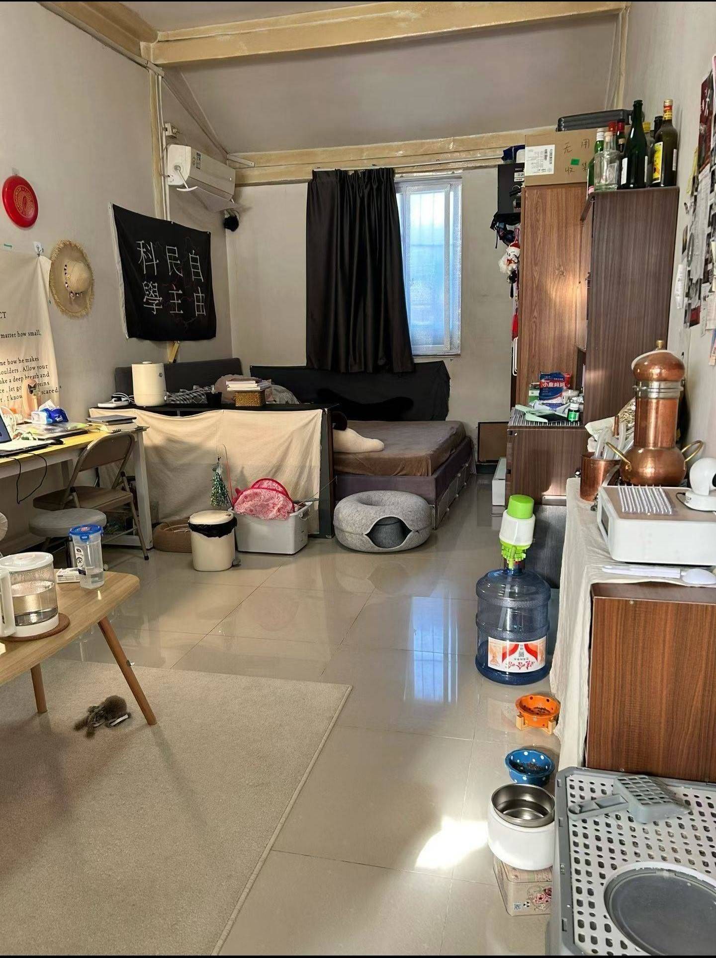 zhj不翘二郎腿整租房源1